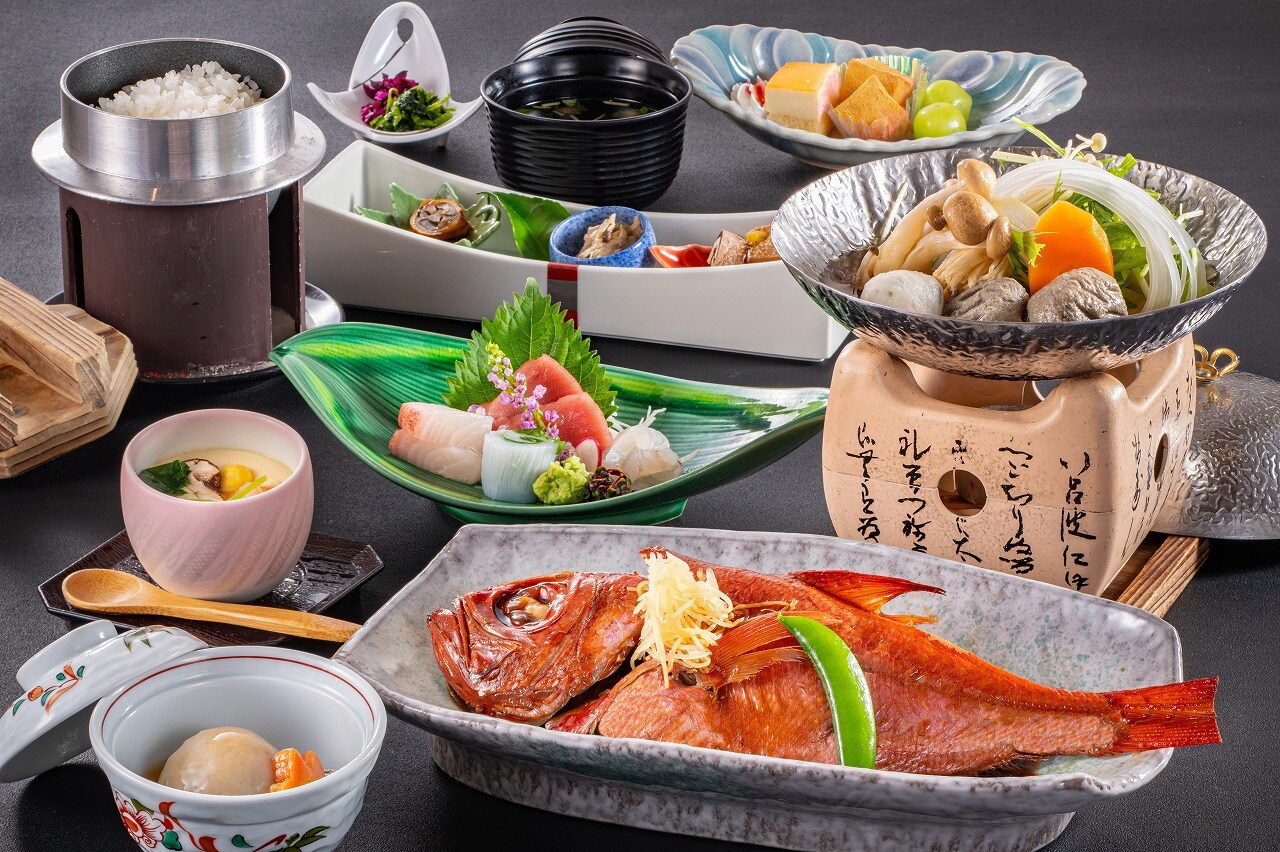 銫子名產煮鯛魚日式料理範例