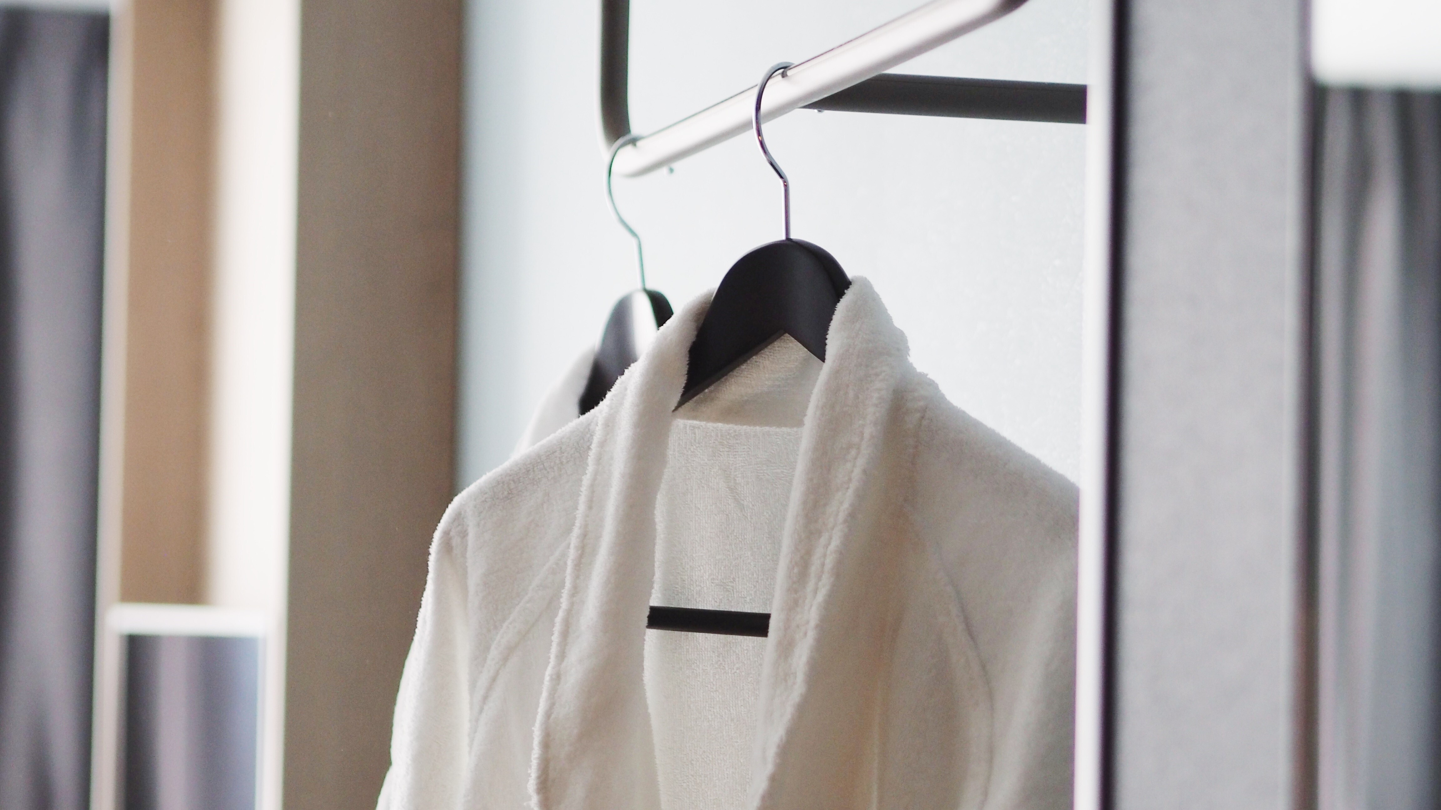 [Intergate Floor Exclusive] Bathrobe