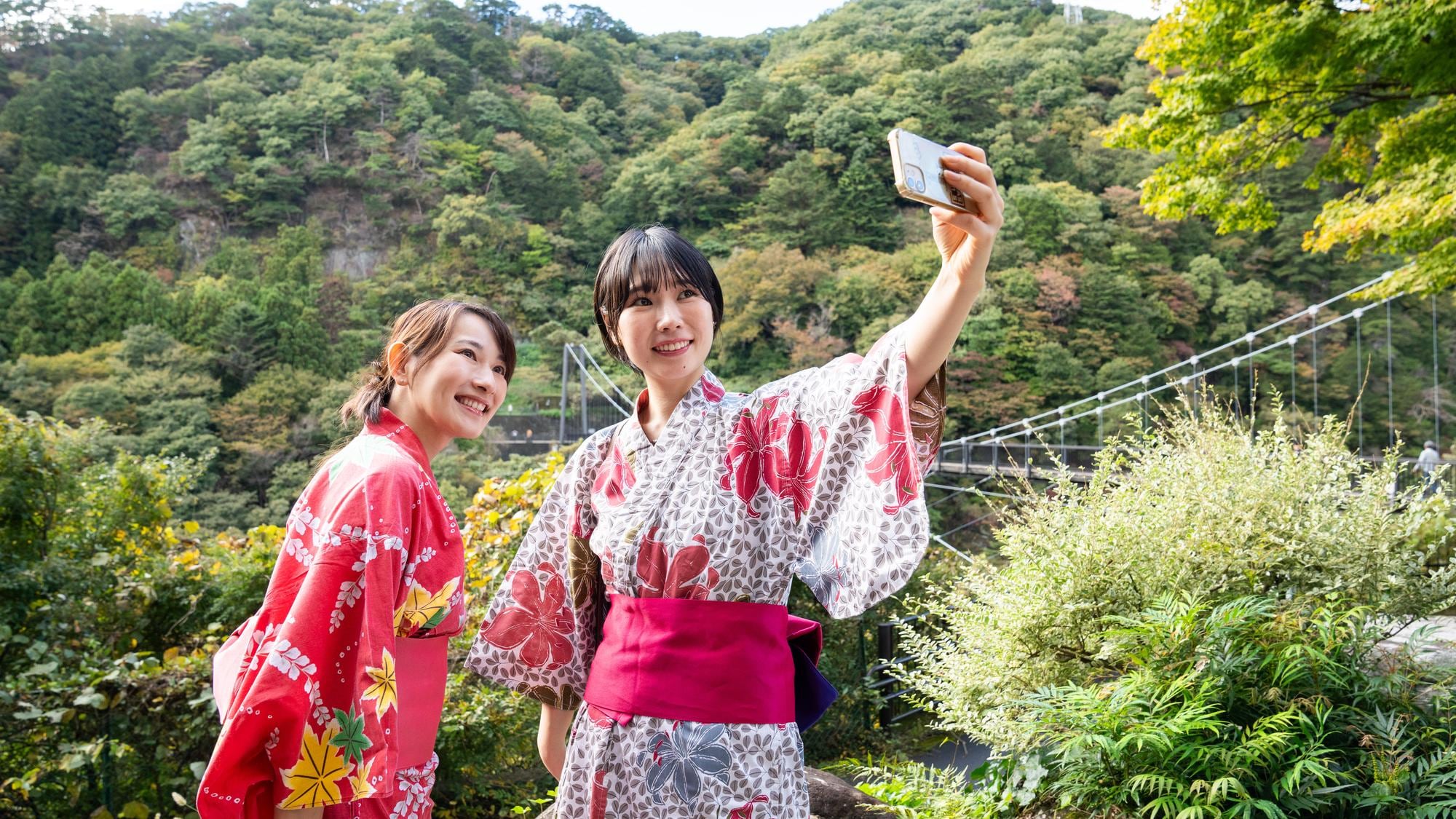 A spectacular view point of the Kinugawa River: Kinutateiwa Suspension Bridge