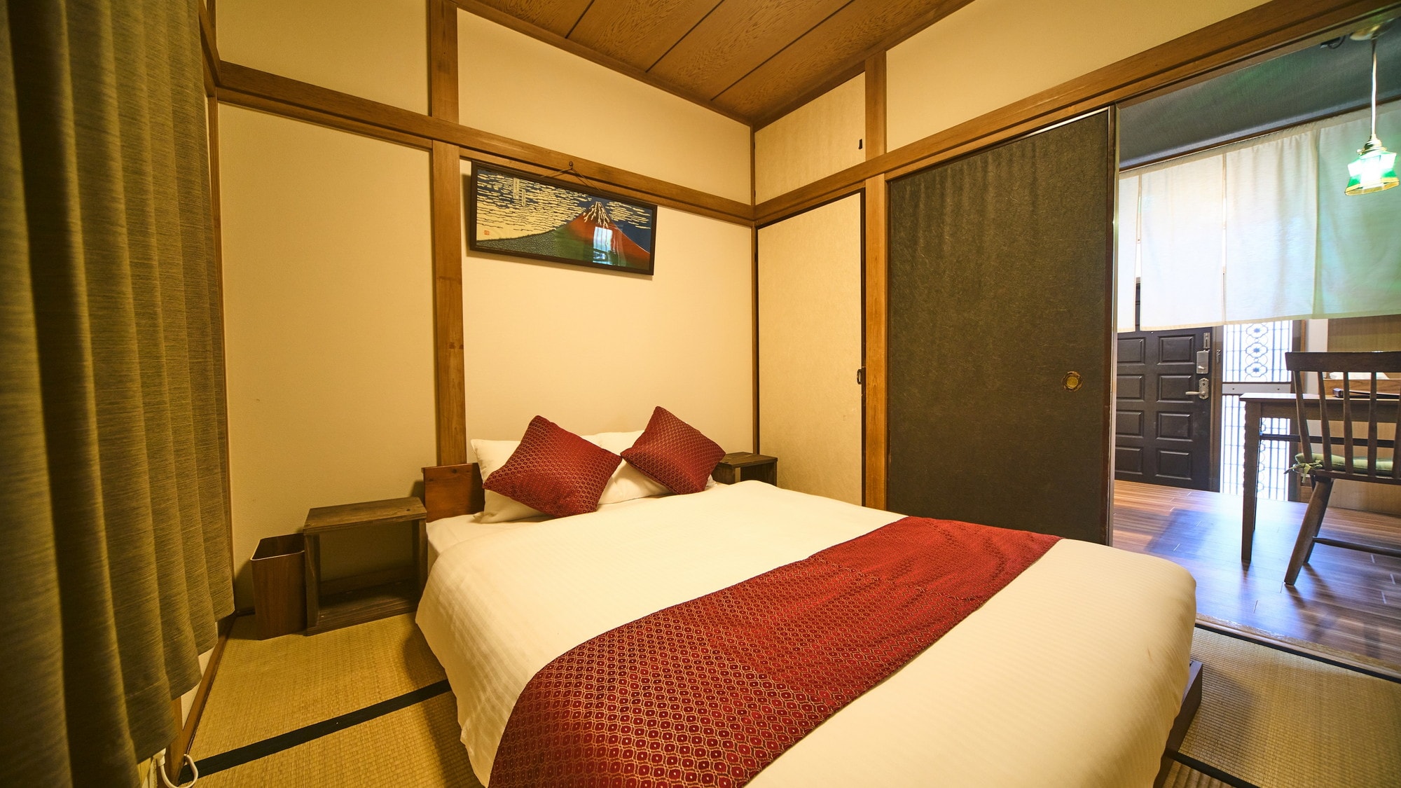 [Japanese-Western style room] Bedroom