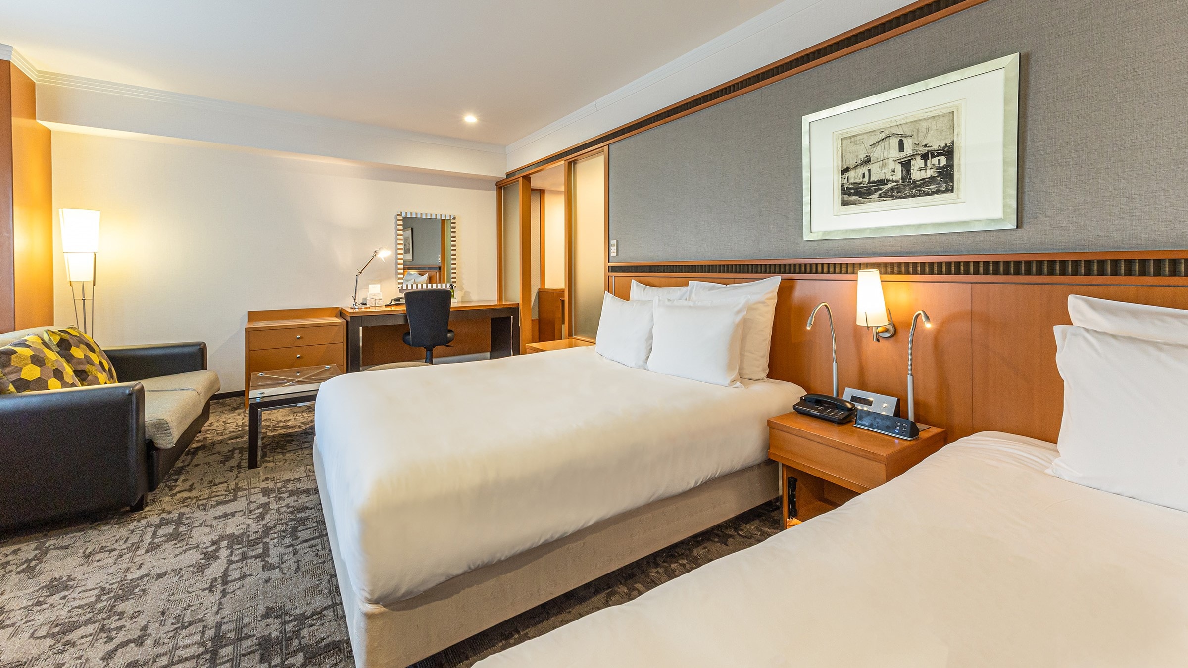 Phòng đôi Corner Club (chỉ dành cho người không hút thuốc / 36 mét vuông / giường rộng 110cm x 1, 160cm x 2)