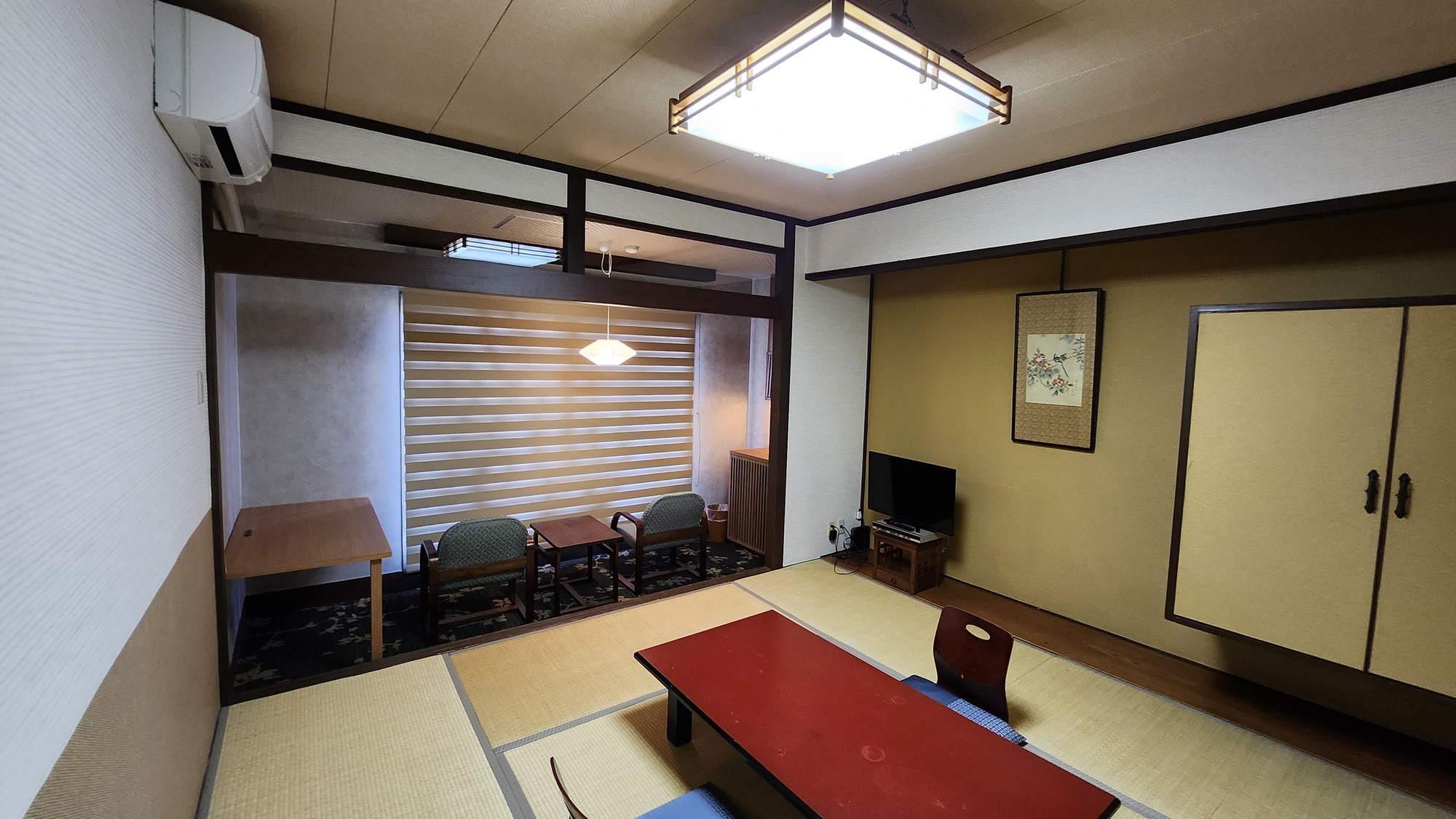 (Non-smoking) Casual Japanese-style room 8 tatami mats 28 m2 (shower on 3rd-5th floors on the Beppu Bay side)