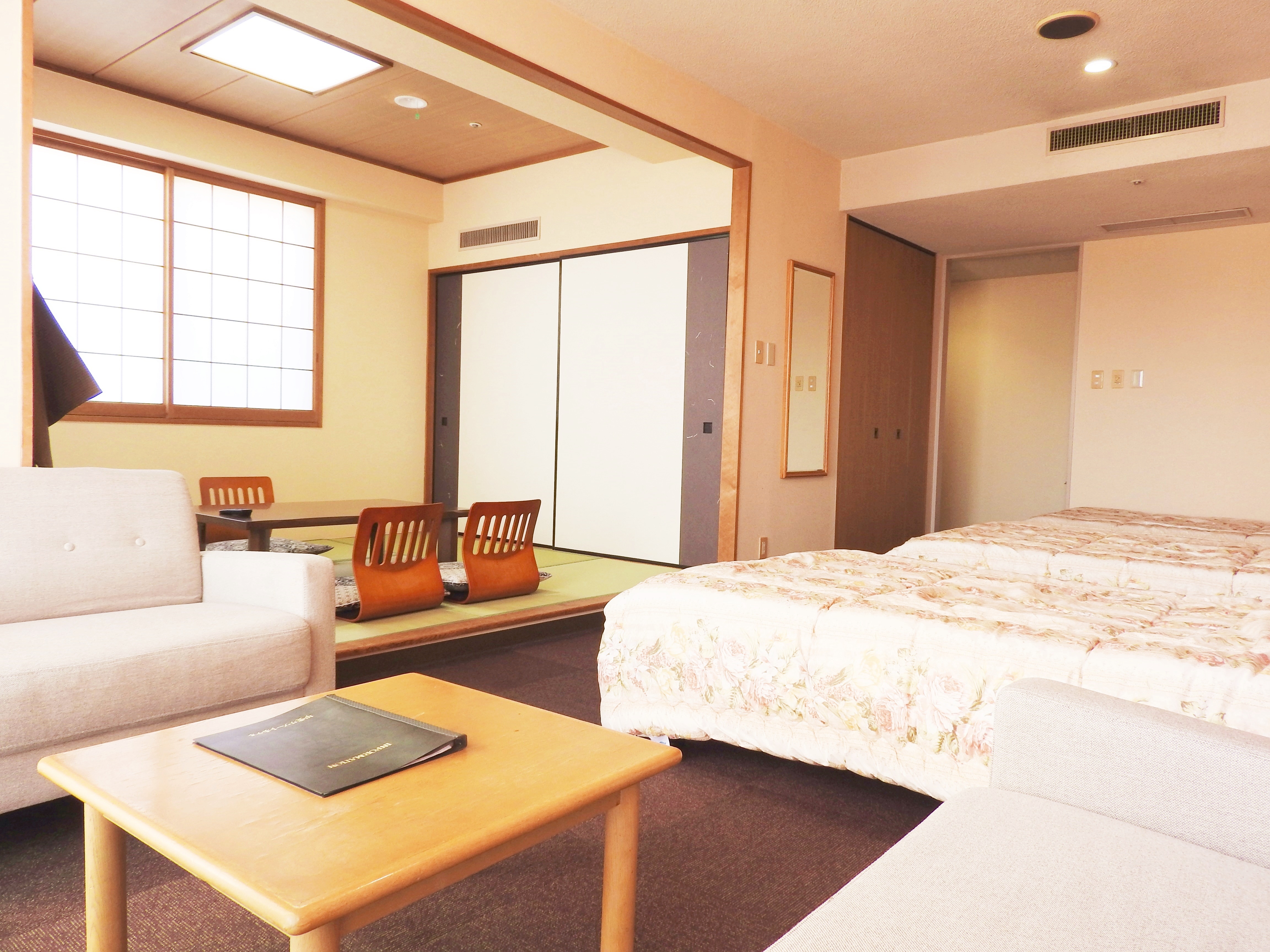 ◆Japanese-Western style room◆