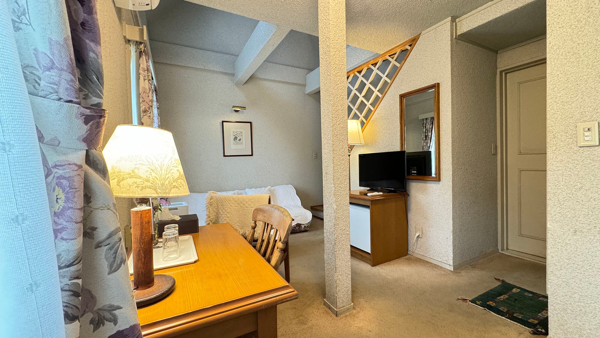 -Kamar Suite Pedesaan-