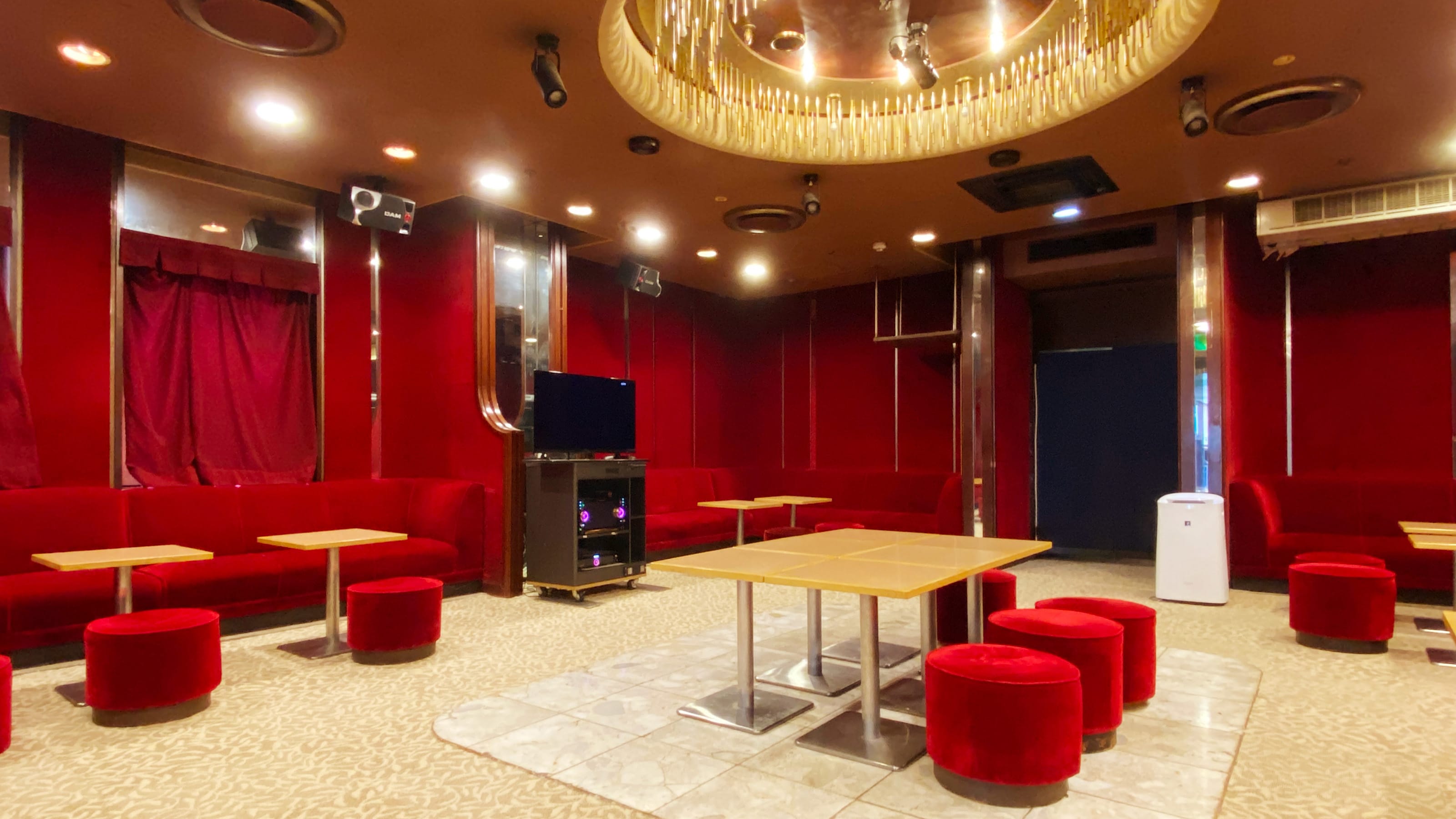 [Facilities] Karaoke room (reservation required)