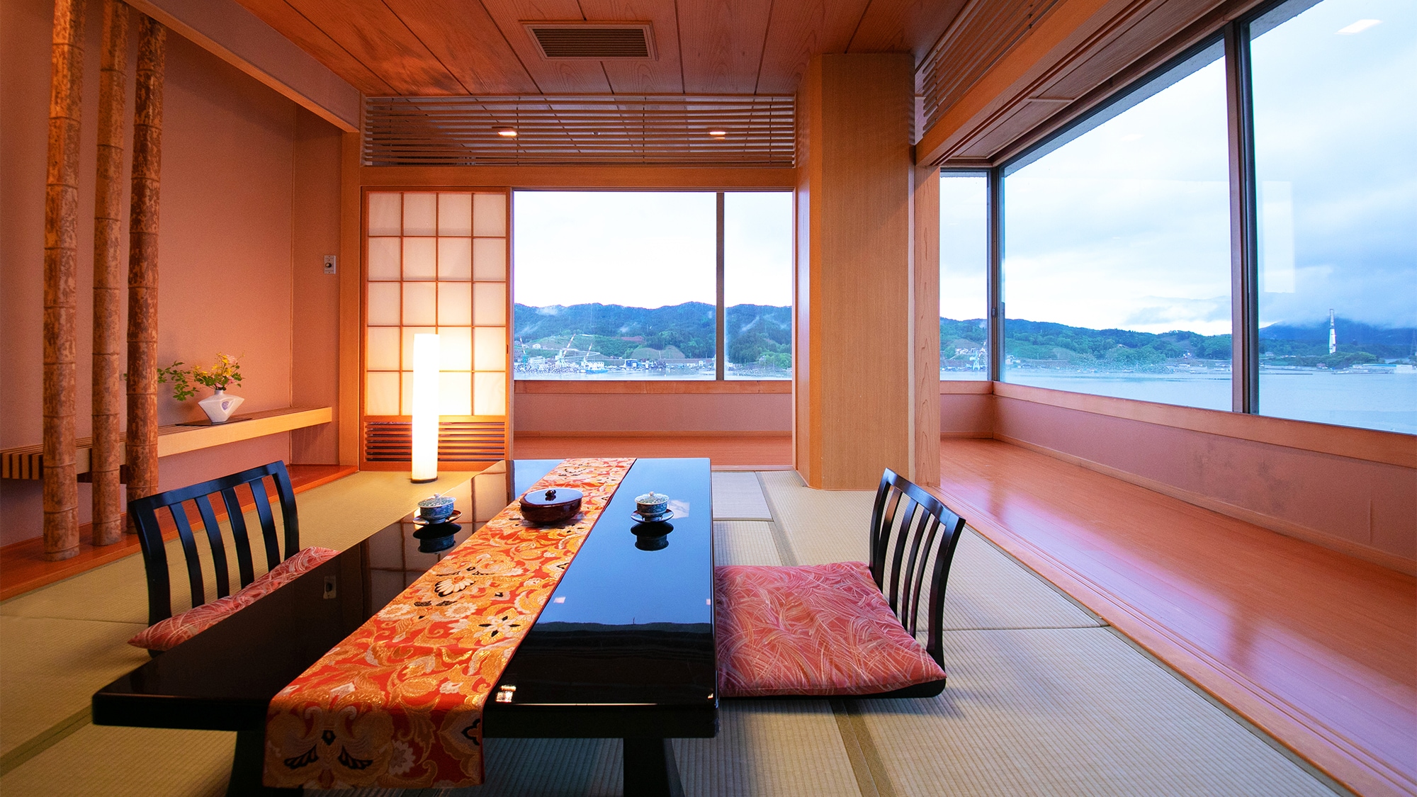 [Special room]