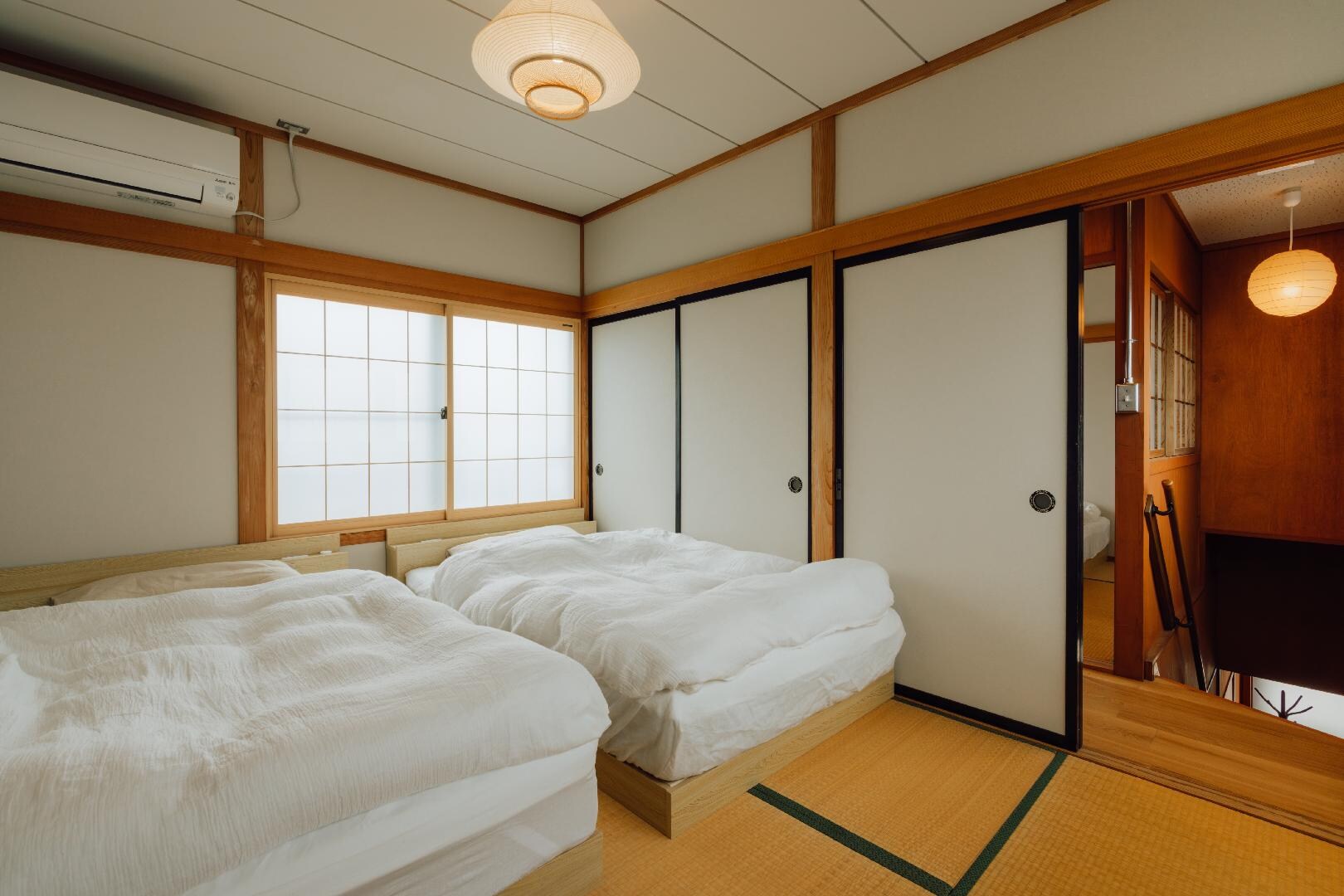 2nd floor, semi-double twin bed