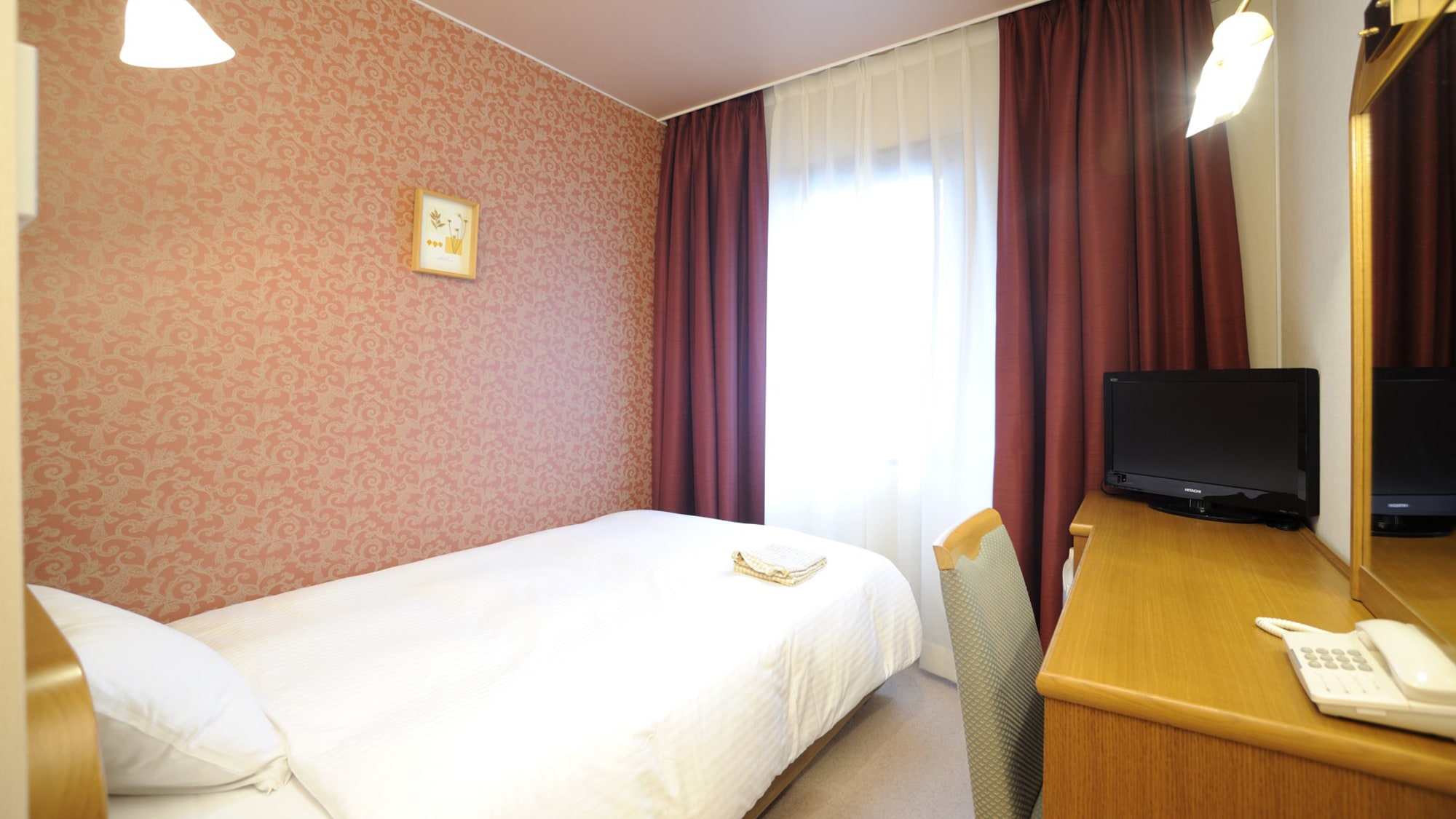 ■ Non-smoking single ■ Room image