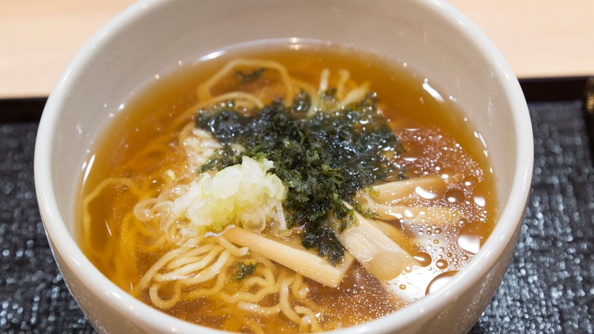 Mie soba di malam hari
