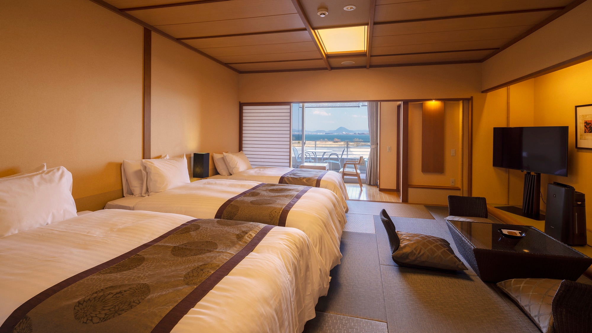 "Gaya Loquat" tipe tiga tempat tidur gaya Jepang