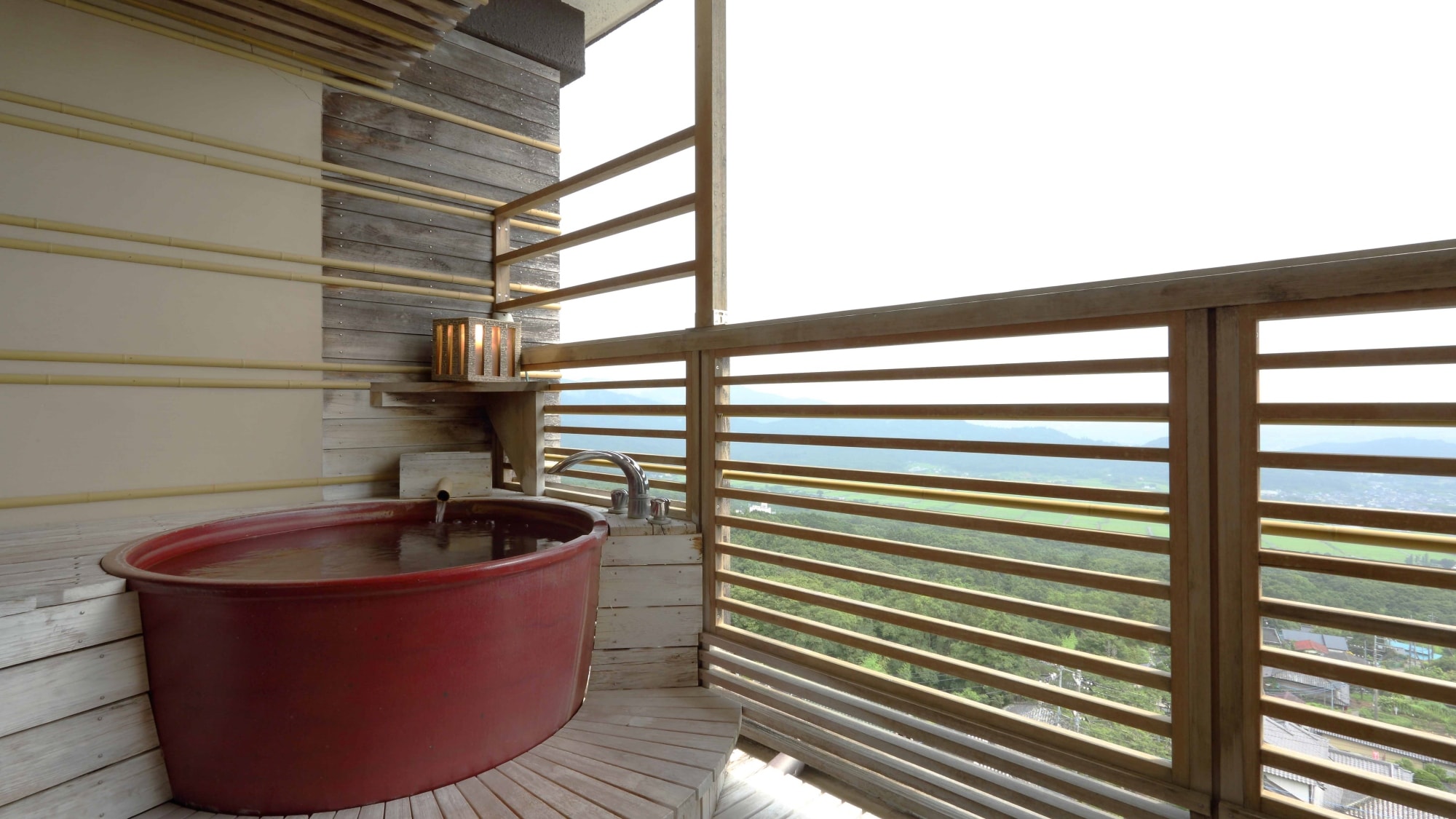 [Rooms with open-air baths (ceramic style)]