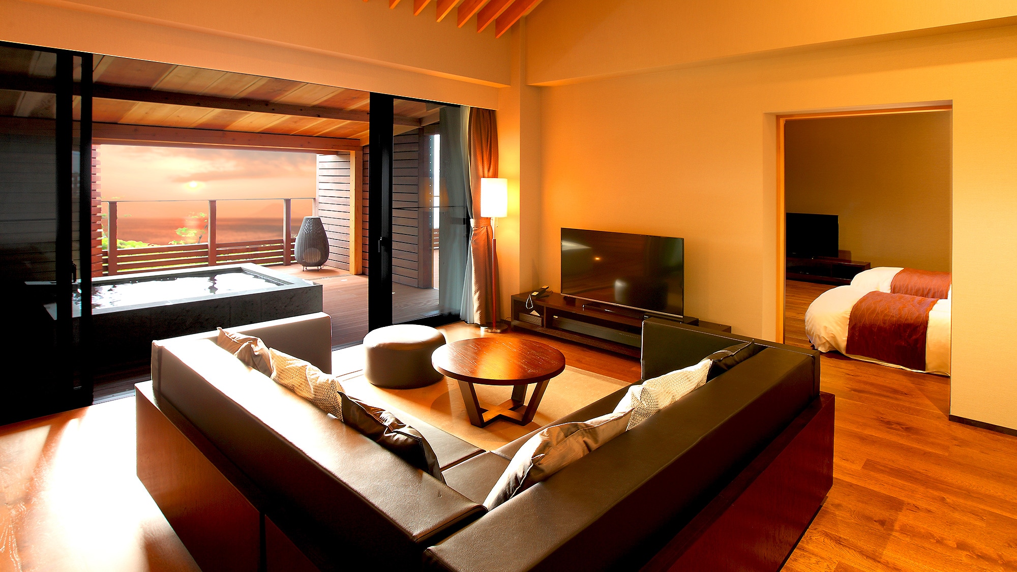 2F Premium guest room with open-air bath