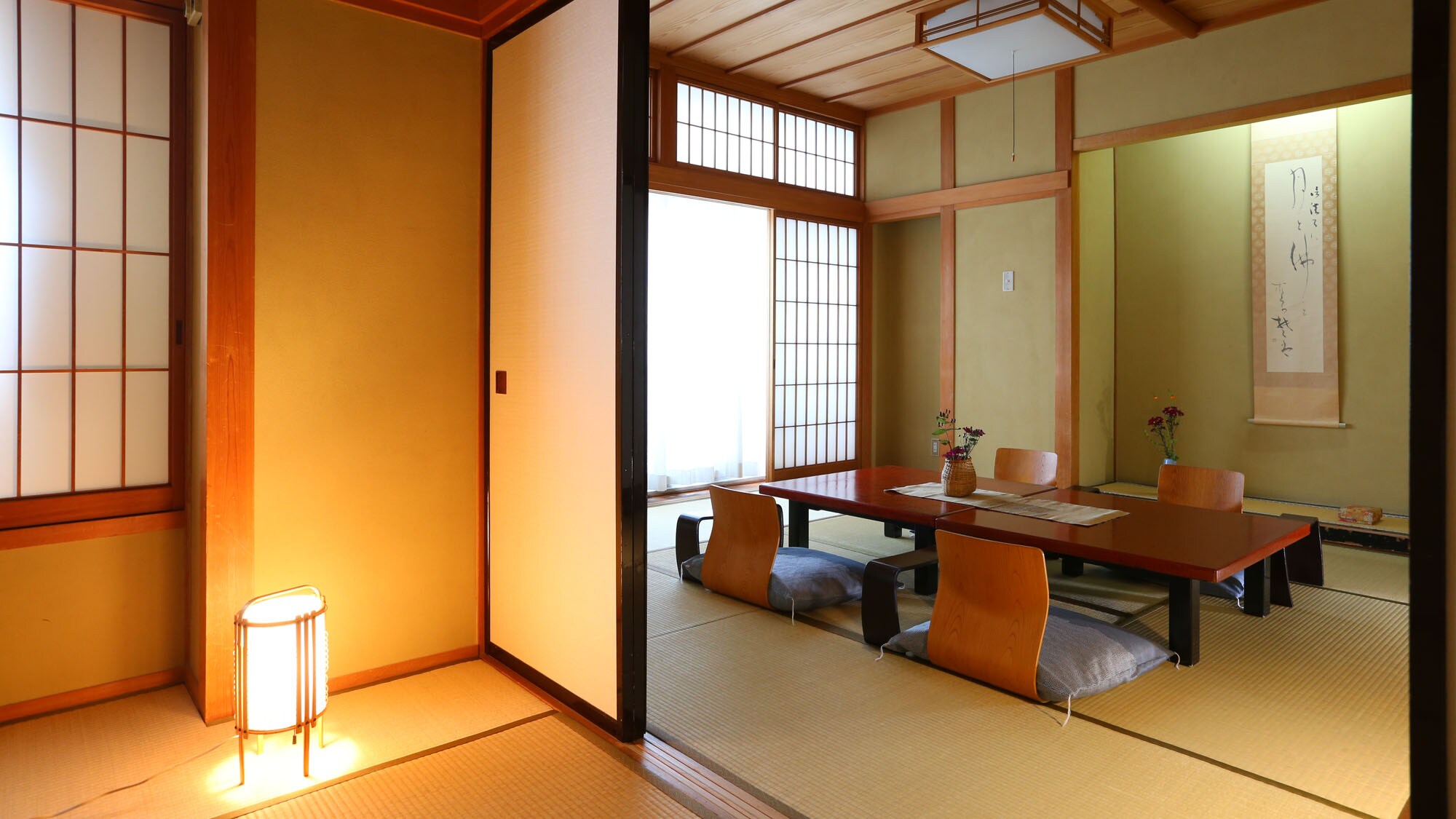 Room with next room: Japanese-style room 10 tatami mats + 6 tatami mats