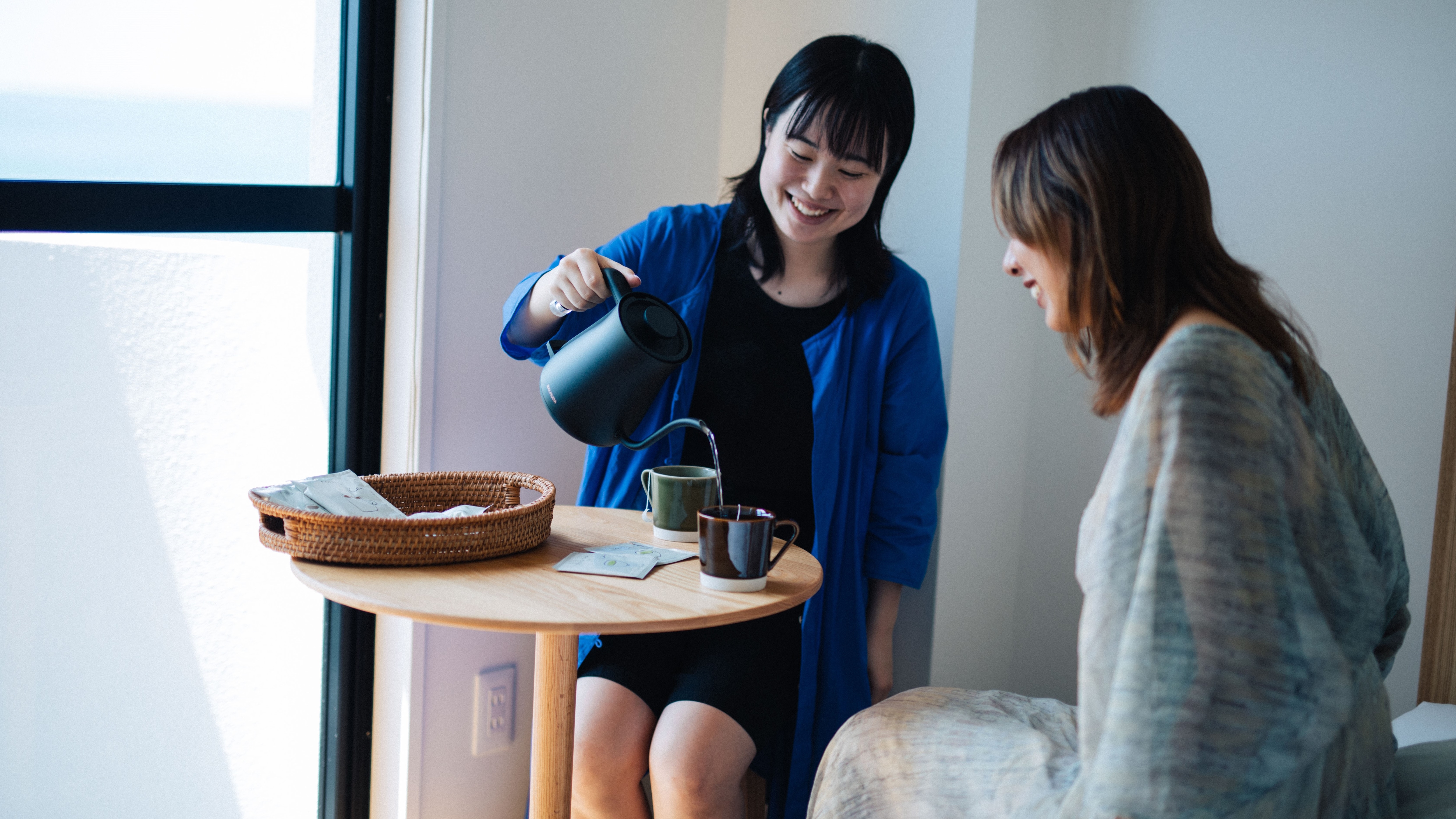 [Twin Room] Enjoy a relaxing coffee time in your room.