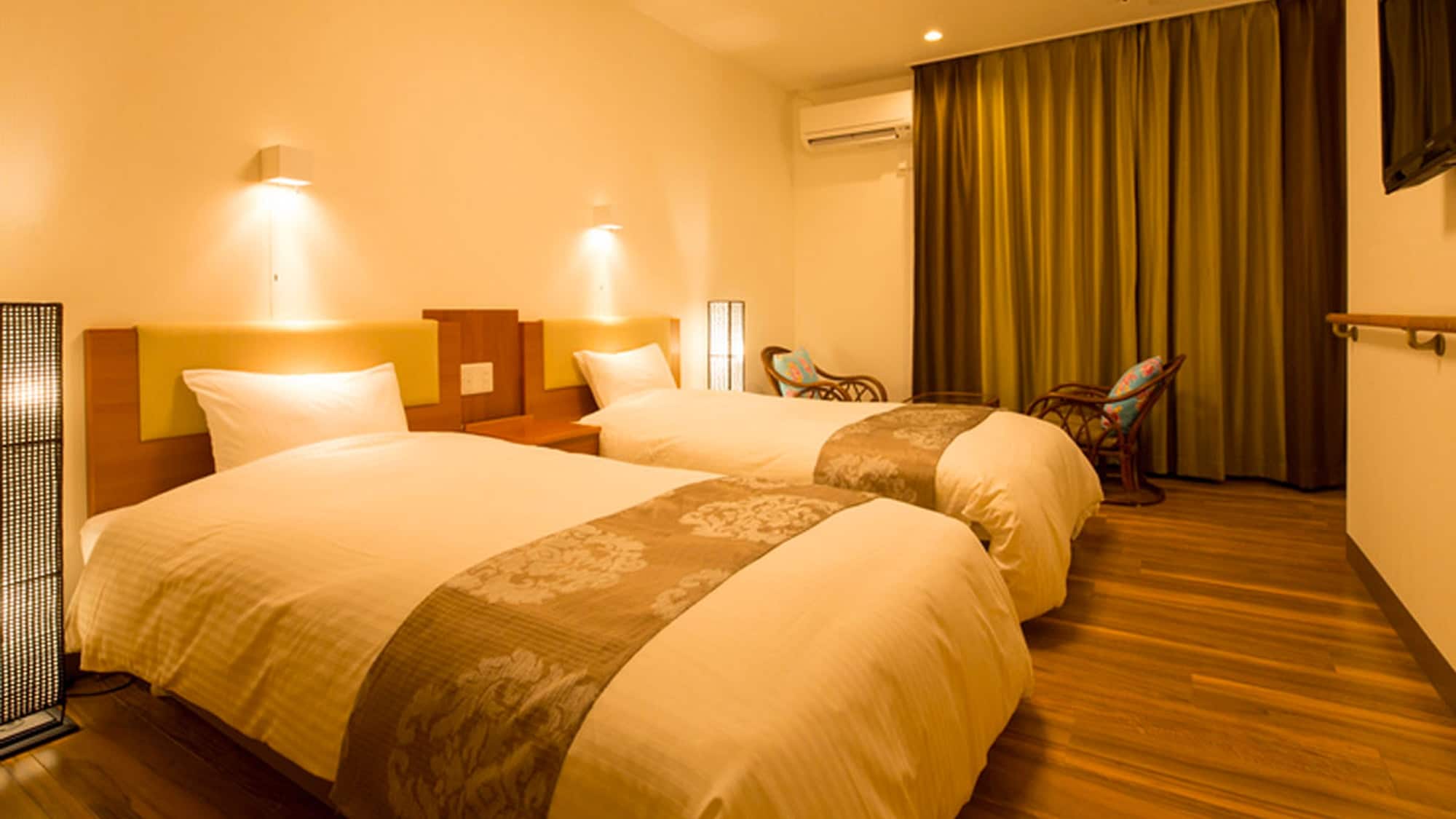 【本館雙床房】寬敞的客房，讓您盡情享受輕鬆舒適的住宿。