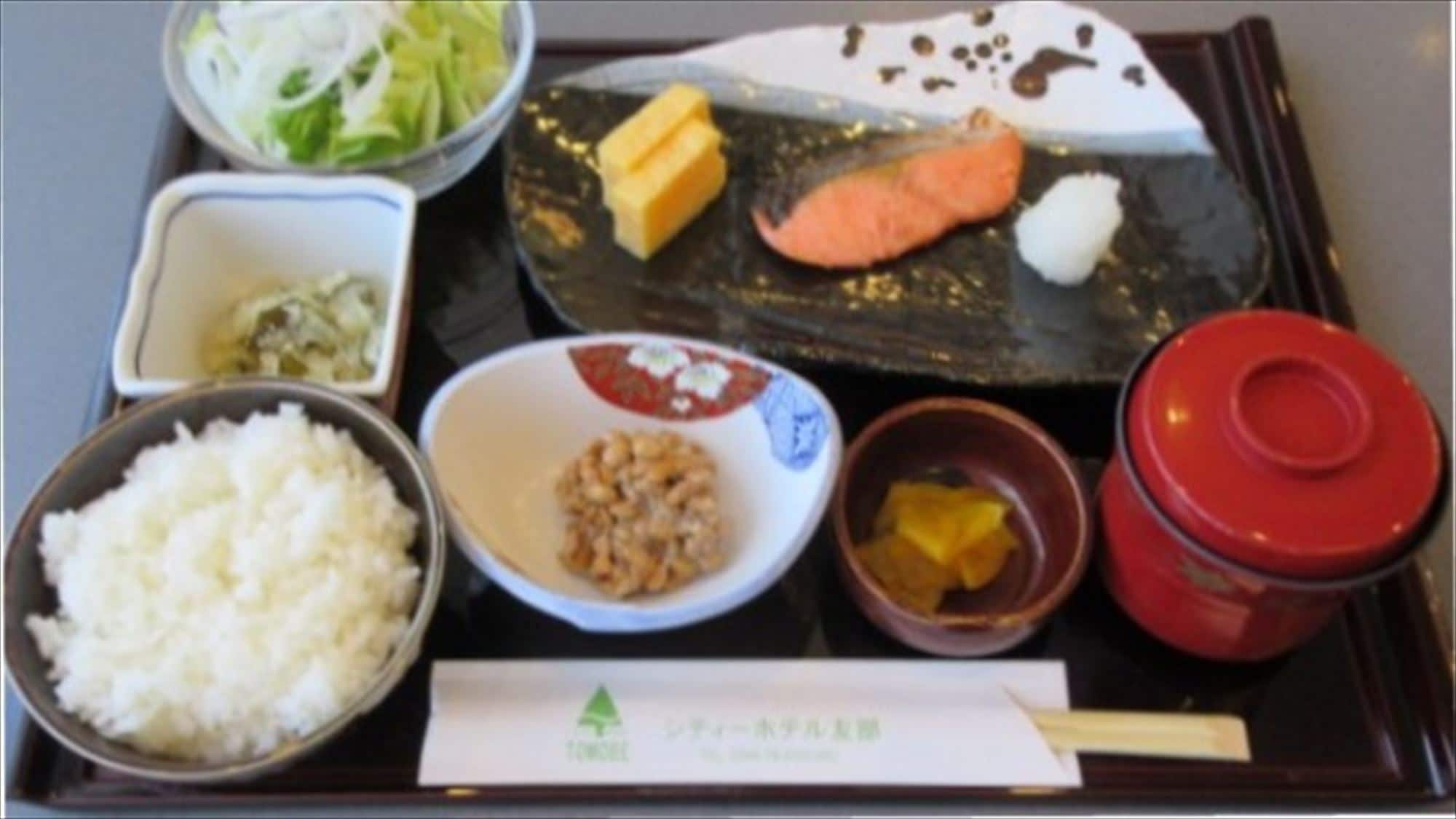 早餐：日式套餐