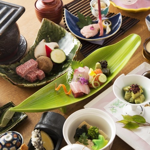 Dishes handmade by Kyoto craftsmen