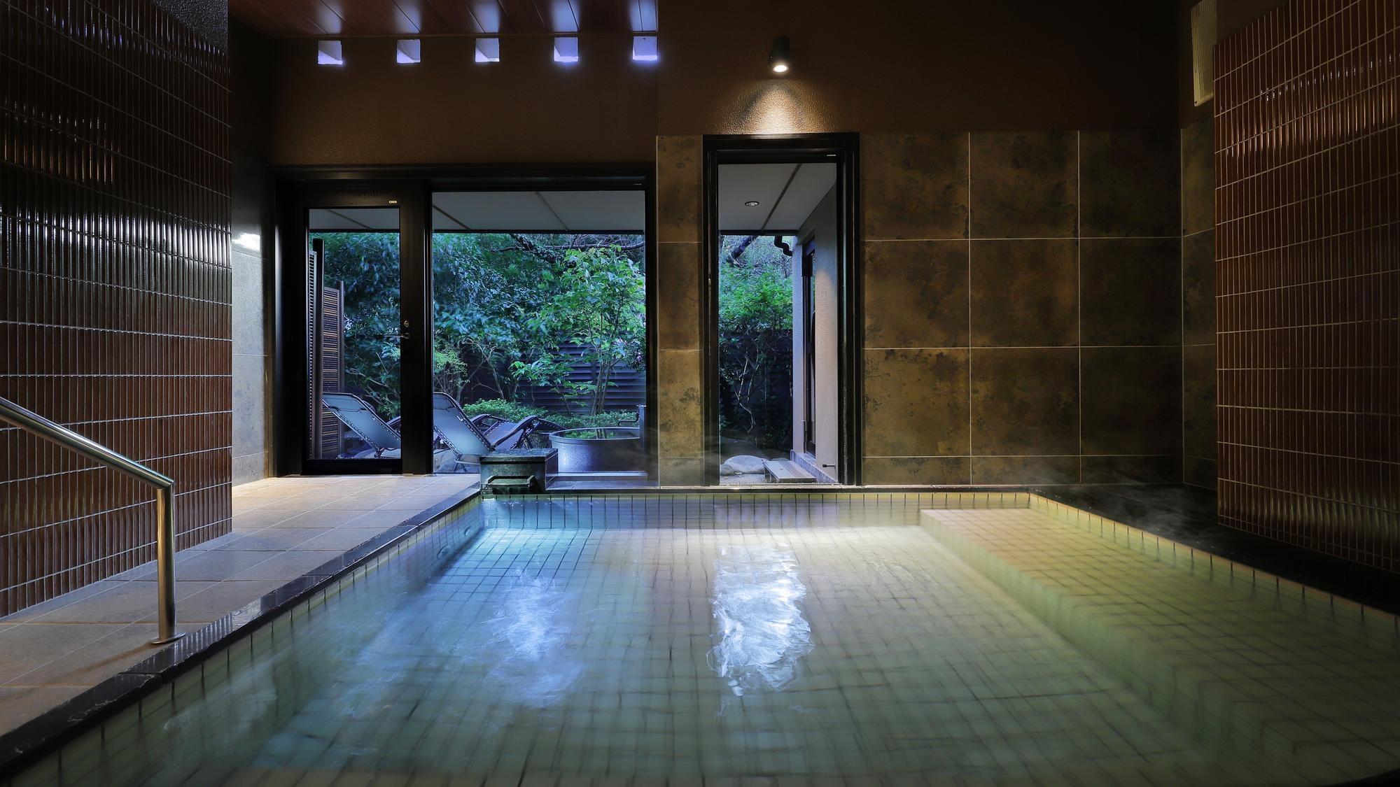 The large public bath on the first floor, "Kobo no Yu," will reopen in August 2024.
