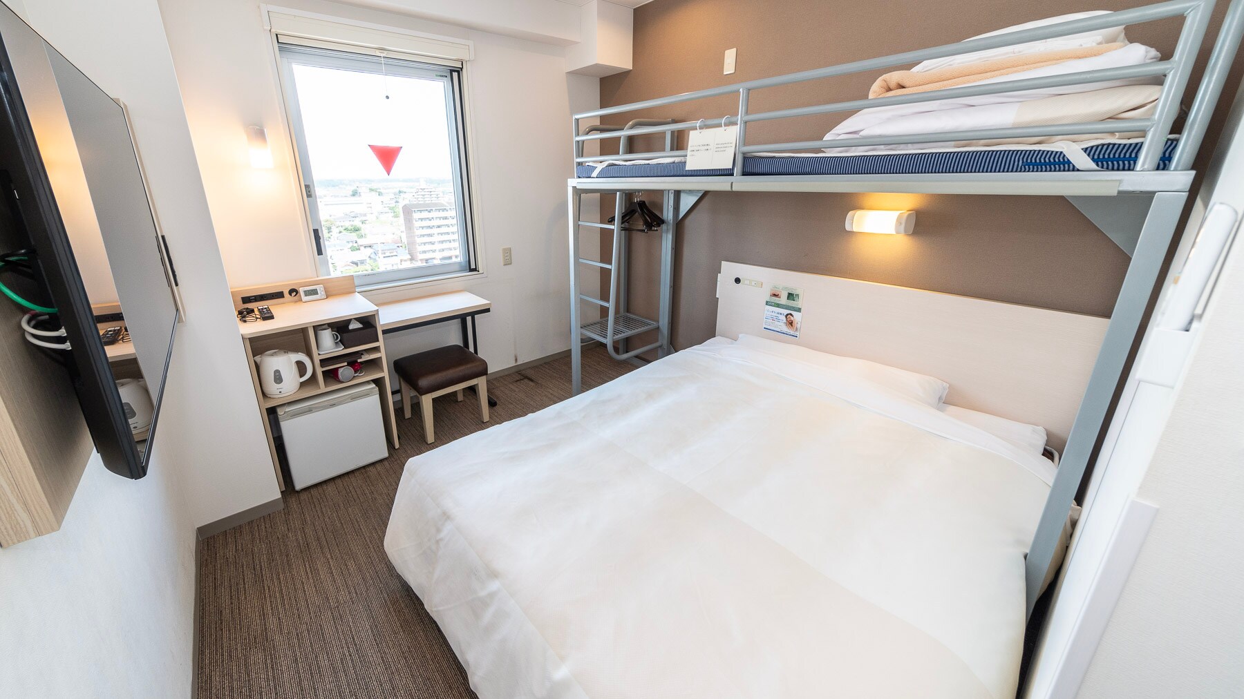 Double bed and loft bed