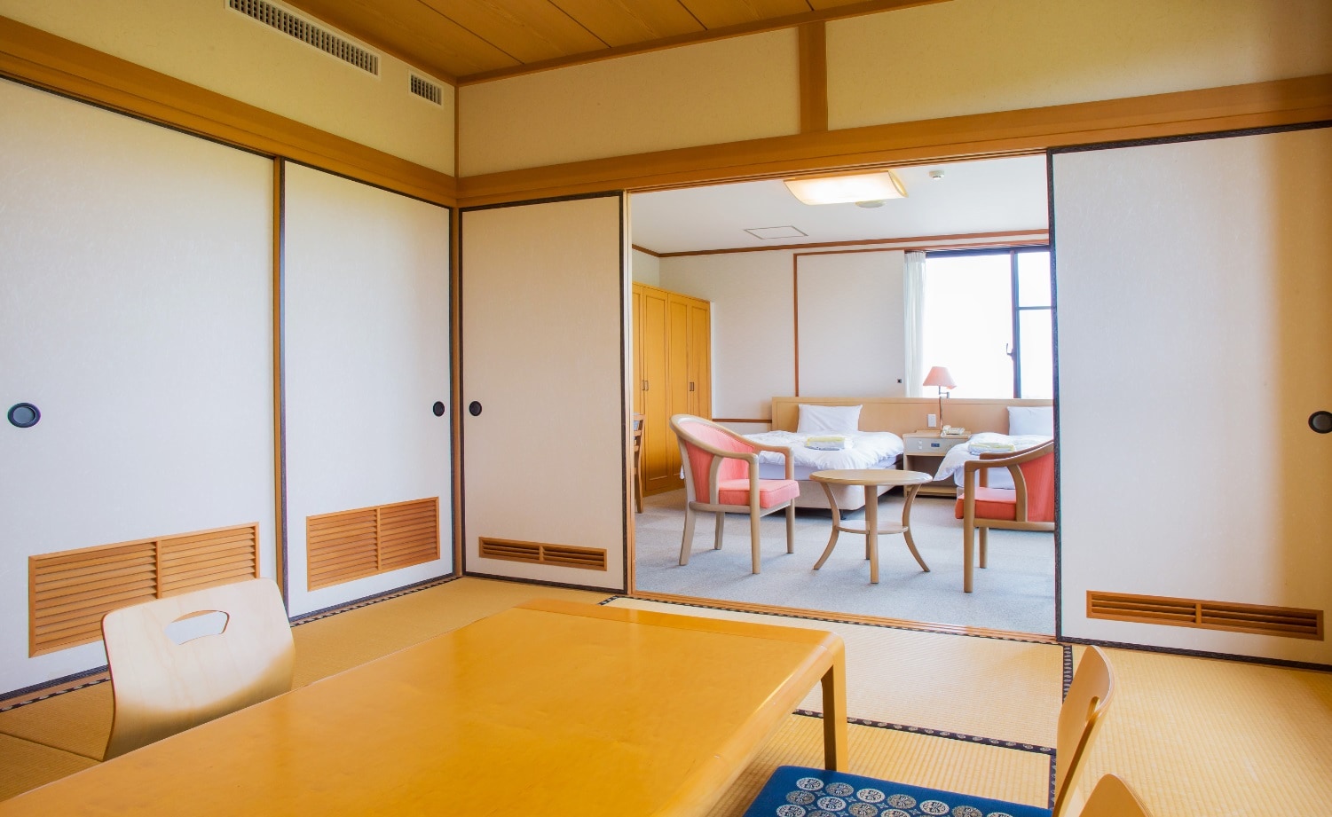 Image of a Japanese-Western style room