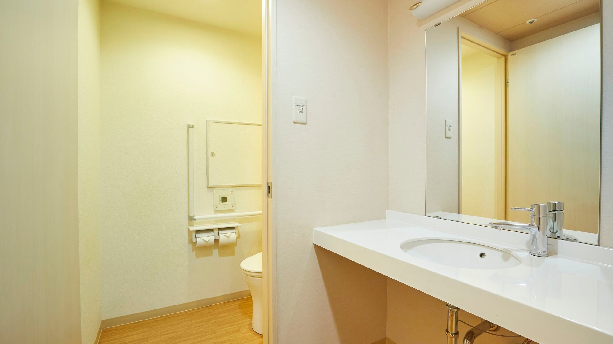 [附露天浴池的日西合璧特别房] 盥洗室