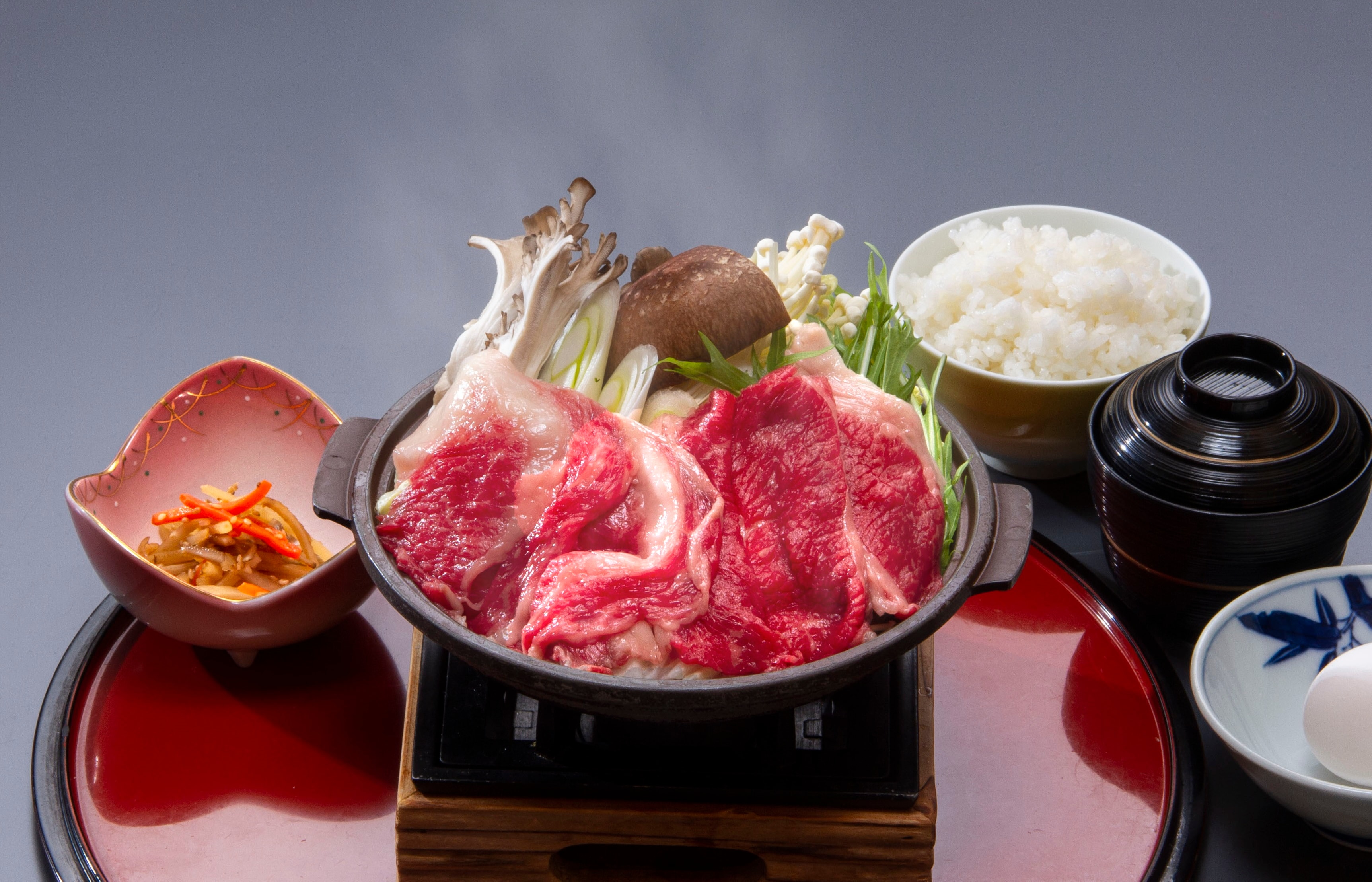 Thịt bò Wagyu sukiyaki
