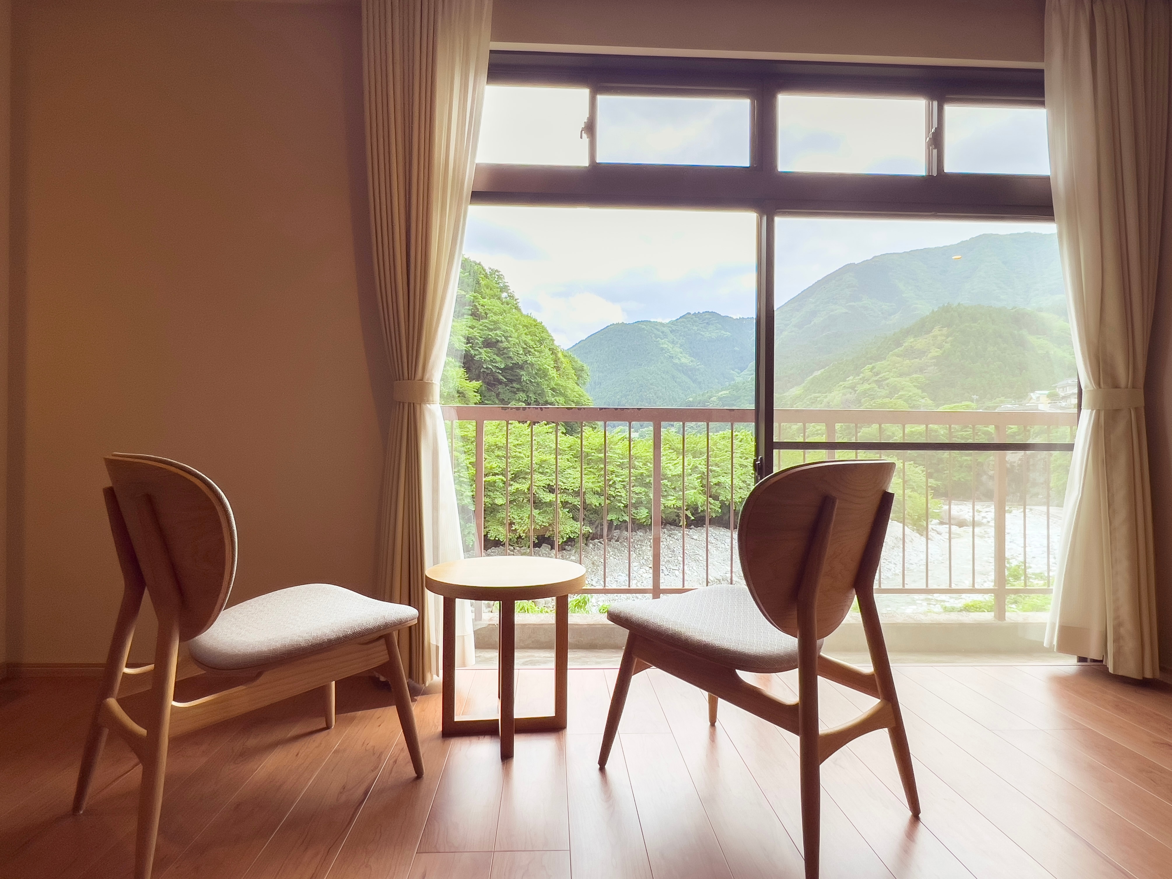 Renovated in March 2023 *Japanese-Western style twin room (example)
