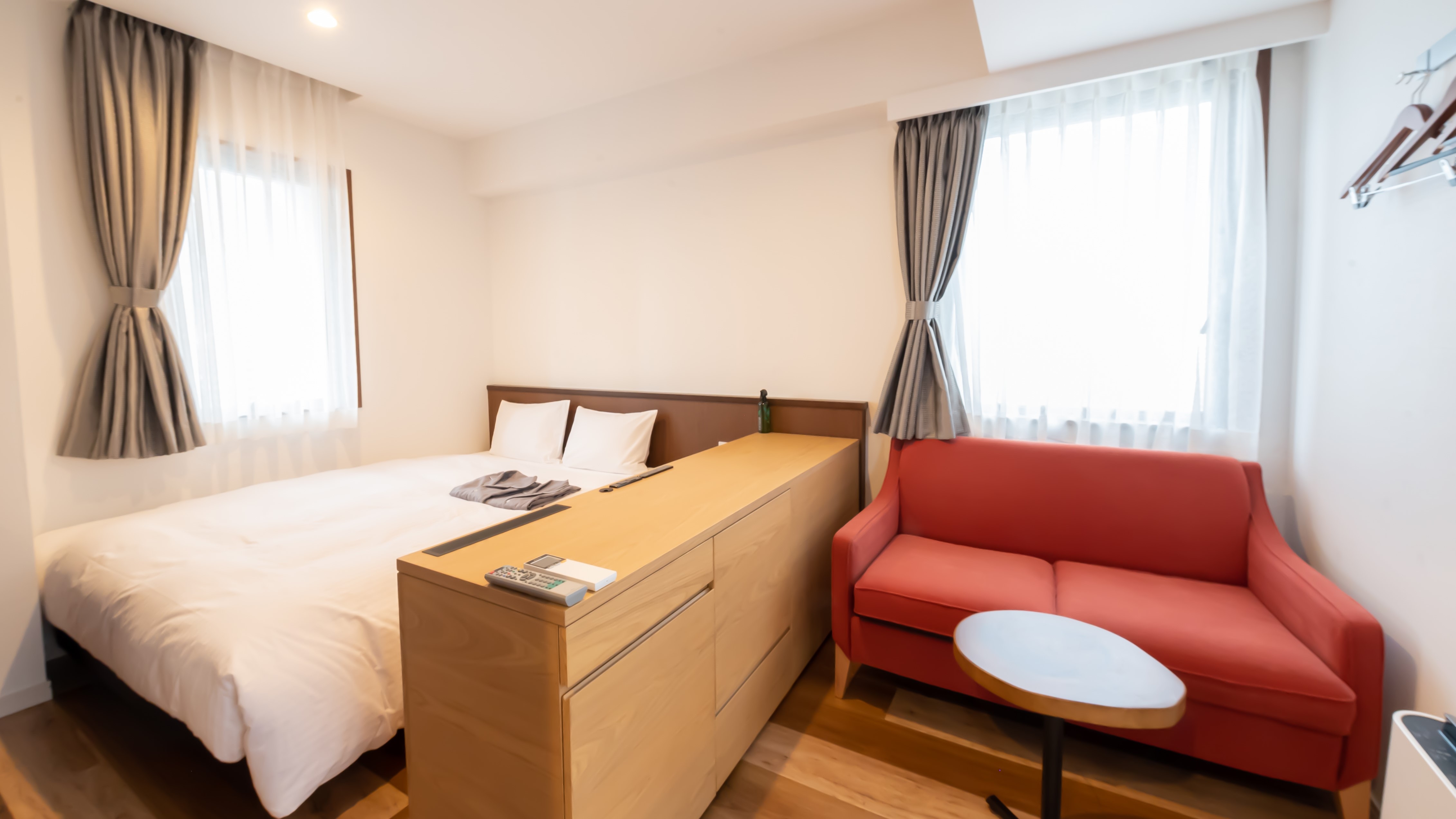 [Deluxe Double] Bed width 160 cm