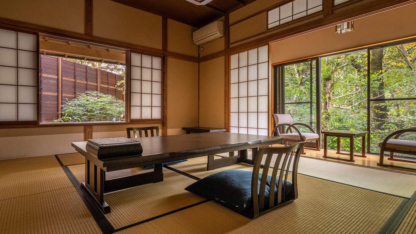 Japanese-Western room with open-air bath Wakamurasaki Japanese room