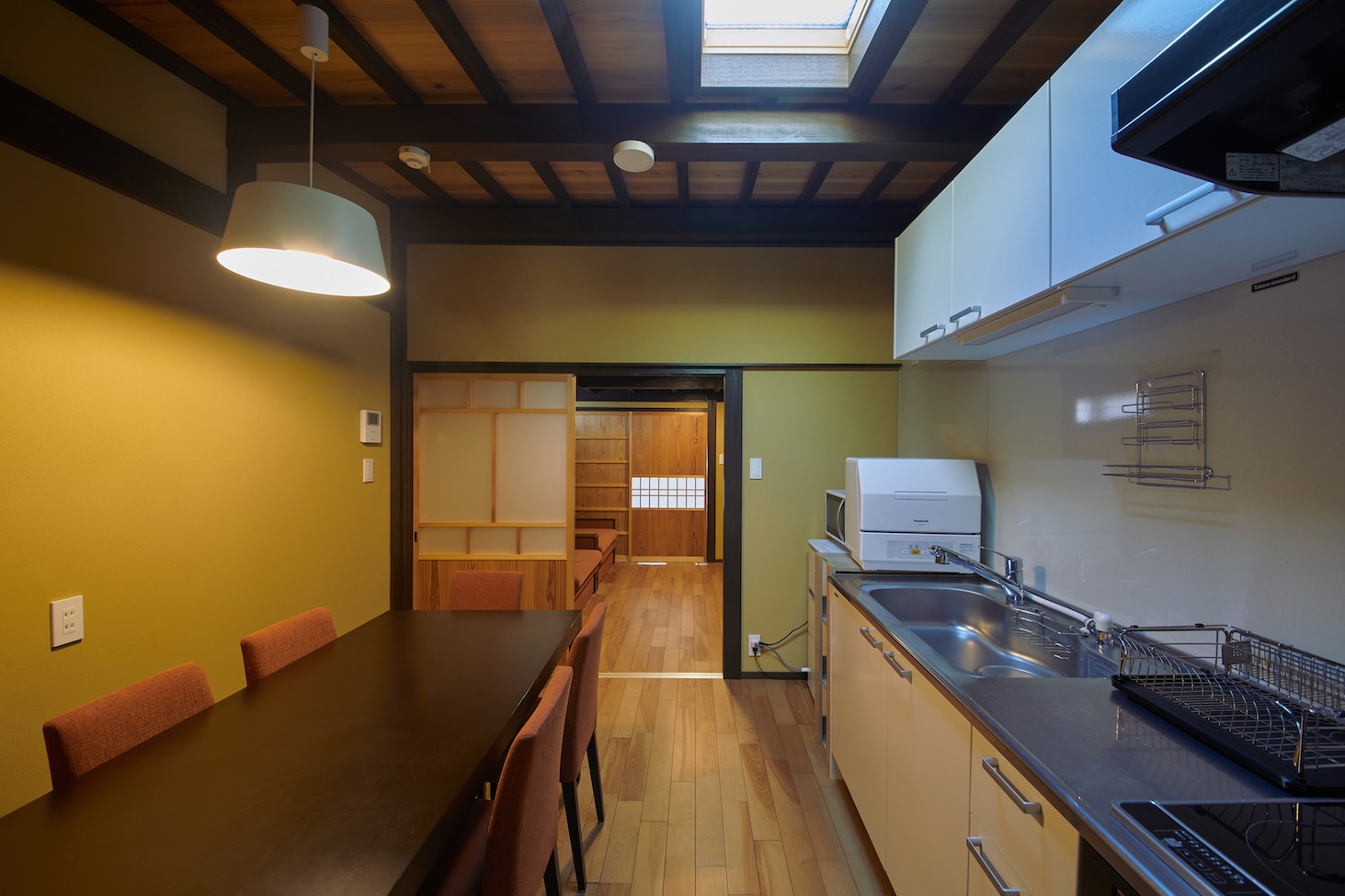 Dining room on the 1st floor of Yahata Sando Miyake Building
