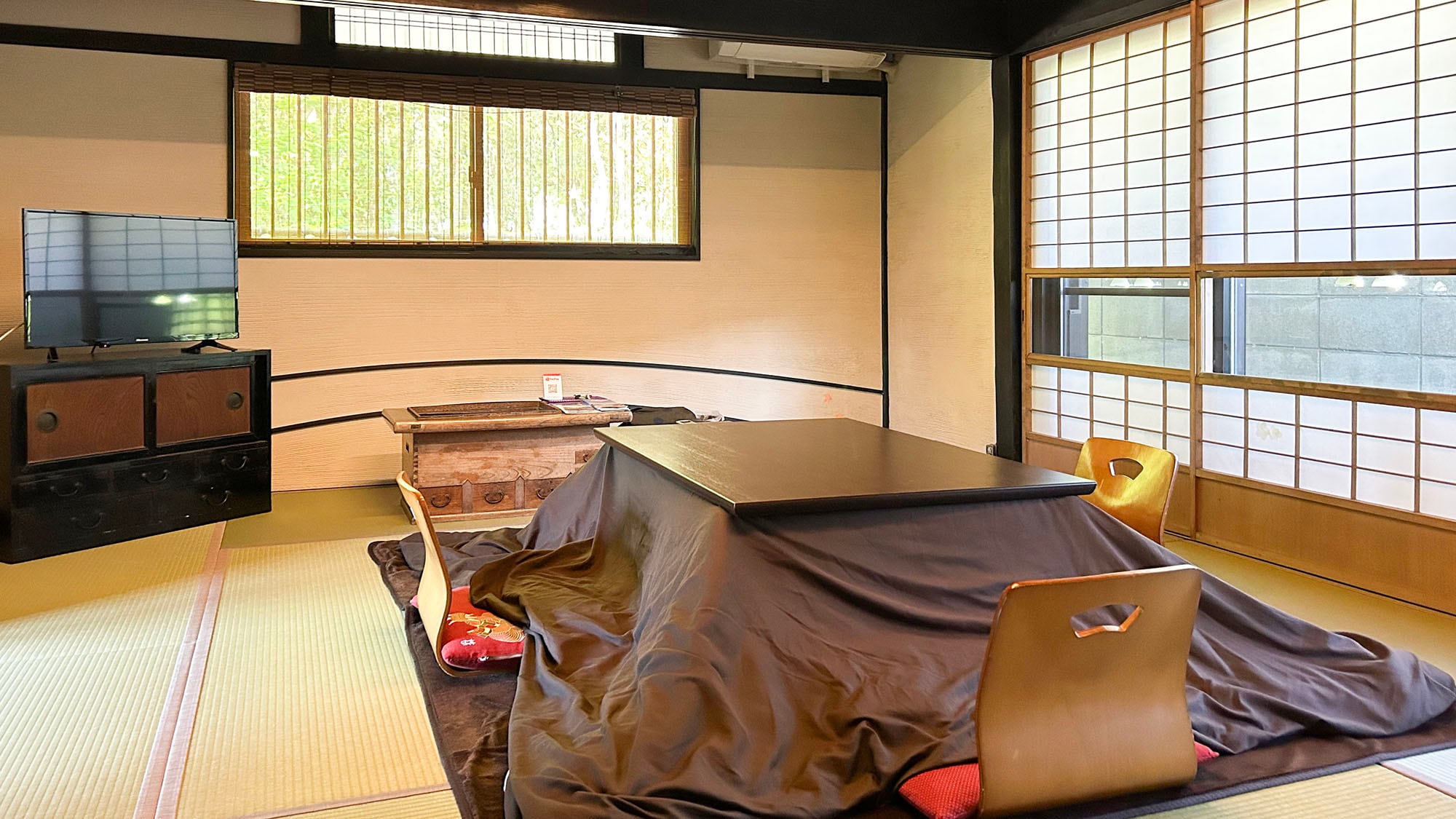 ・[Kamar bergaya Jepang] Rumah Jepang yang terasa seperti tempat persembunyian. Regangkan kaki Anda dan rileks
