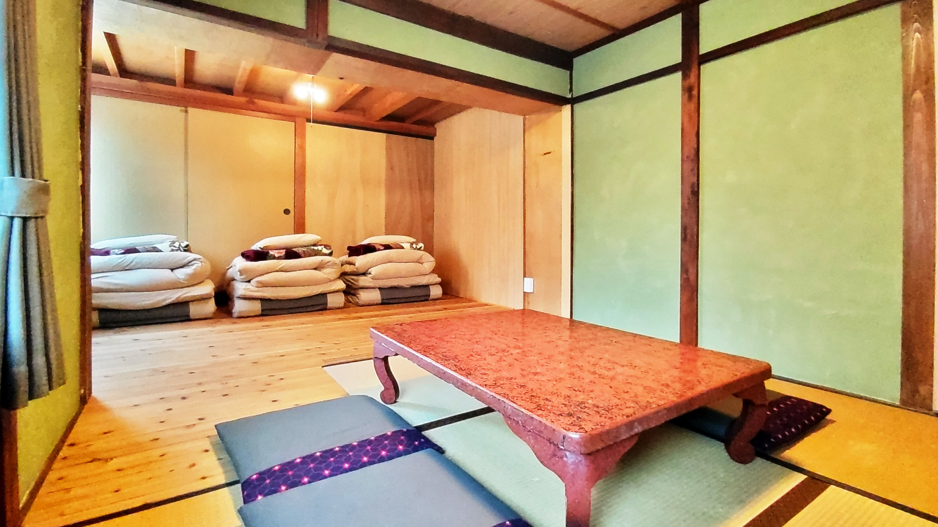 4 person room 02