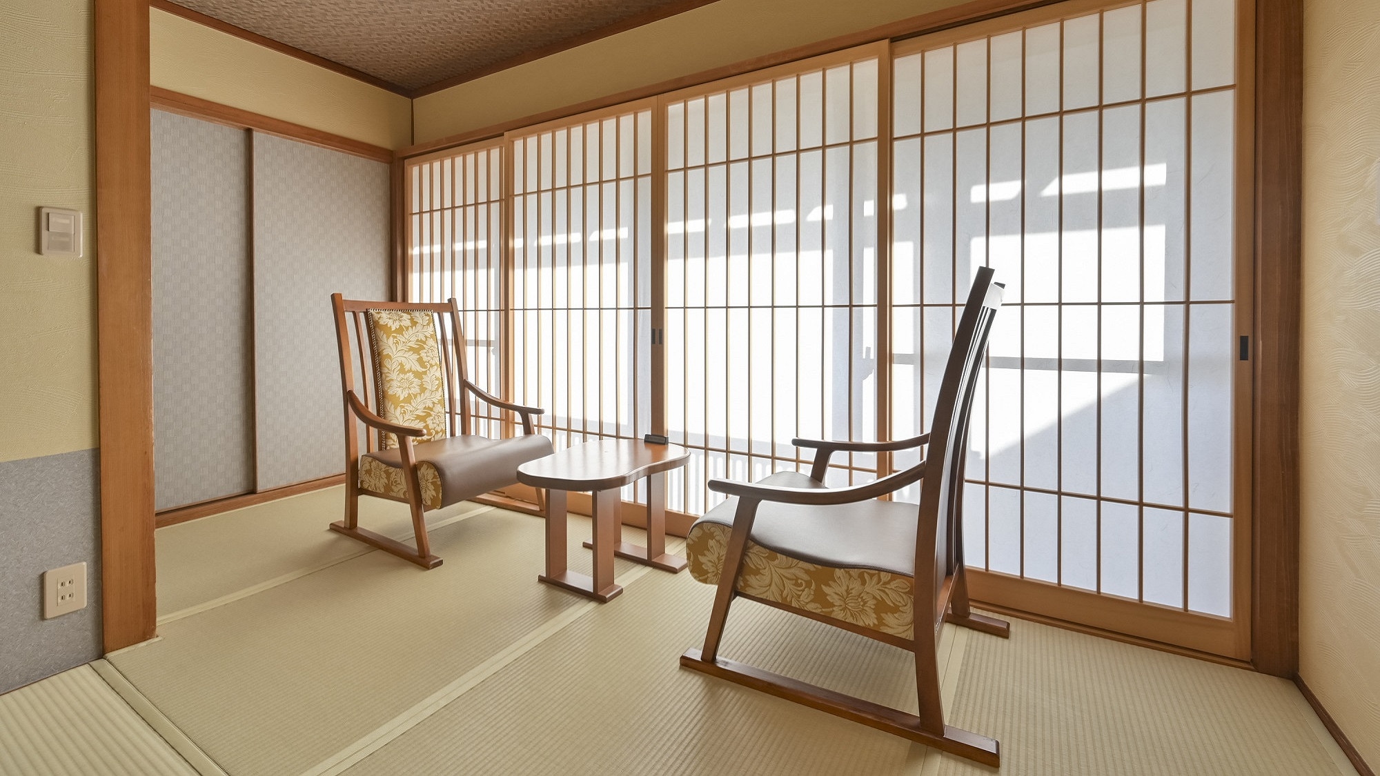 <Jepang modern dengan pemandian terbuka - bebas rokok> [Sazanka]