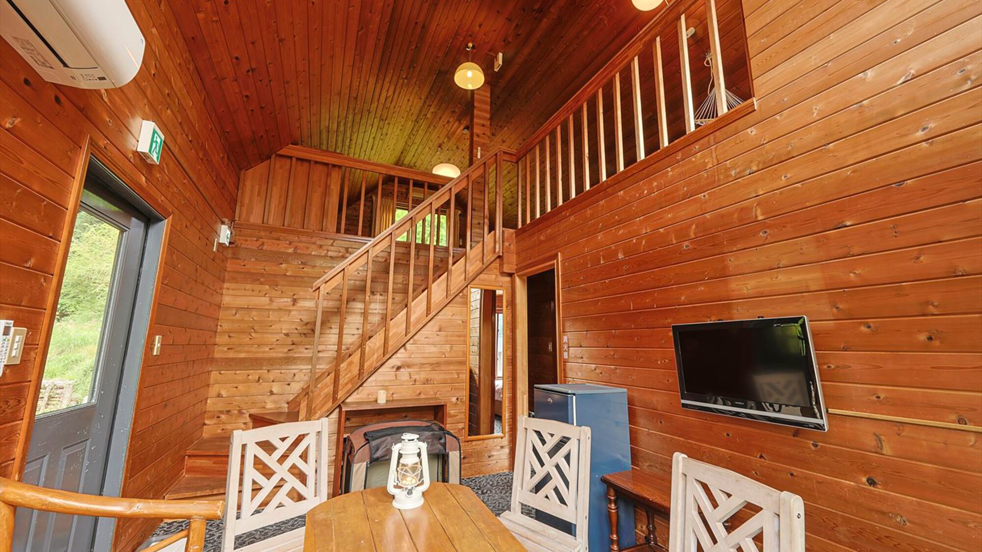 [可攜帶寵物] 小屋 | 3R + 閣樓、按摩浴缸、遛狗場