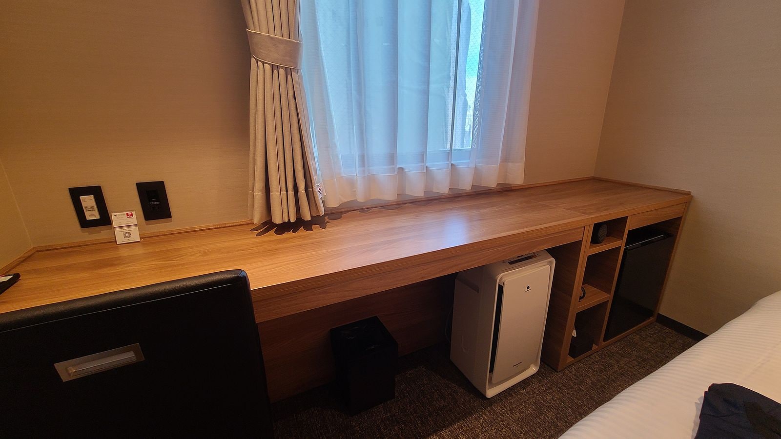 ■ Wide desk single (double)