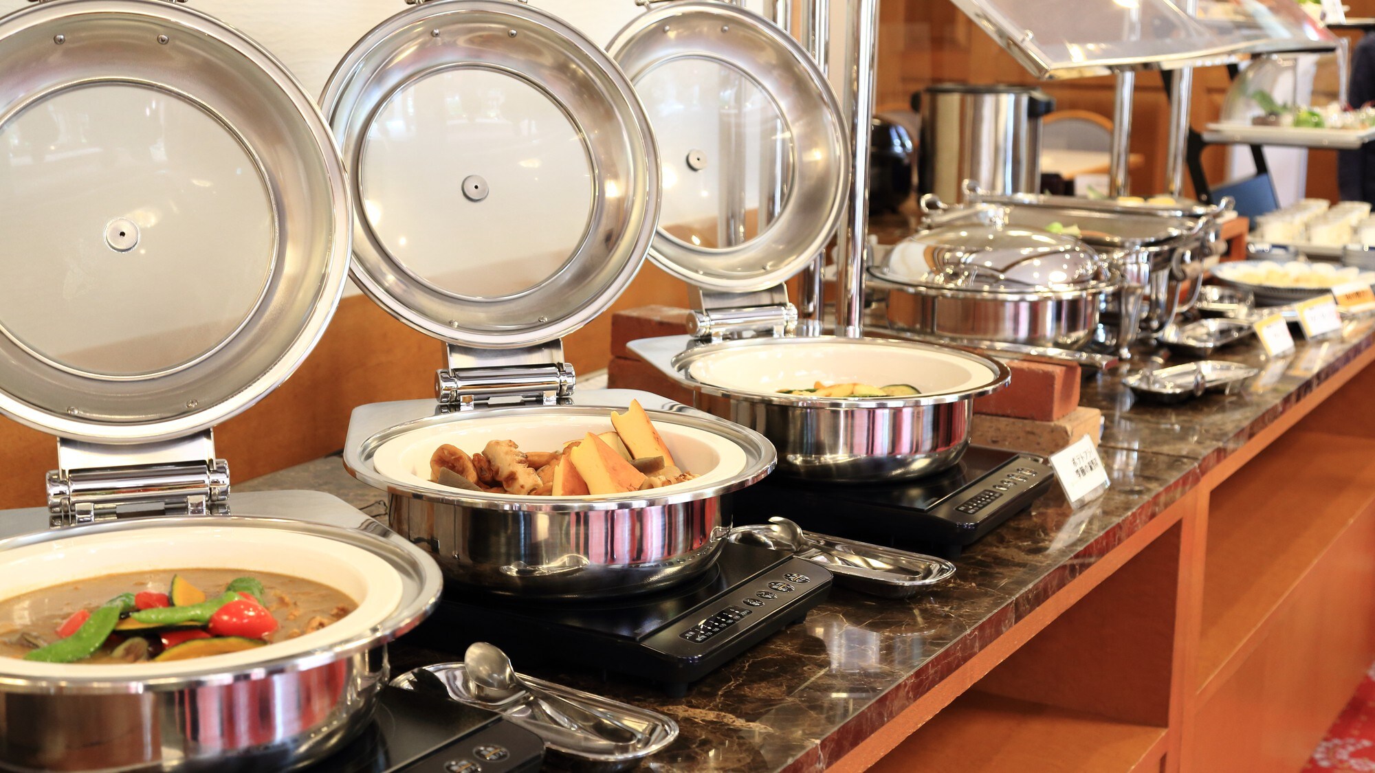 Breakfast buffet venue