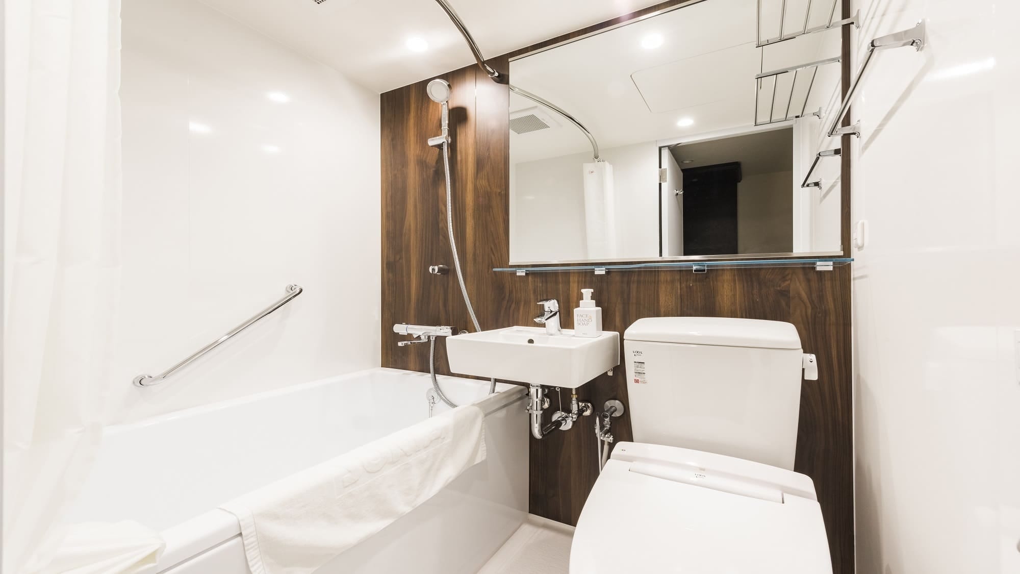 Comfort Twin (Unit Bath)