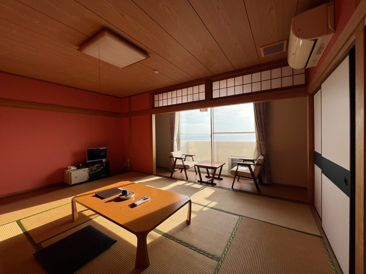 Japanese-style room 10 tatami mats