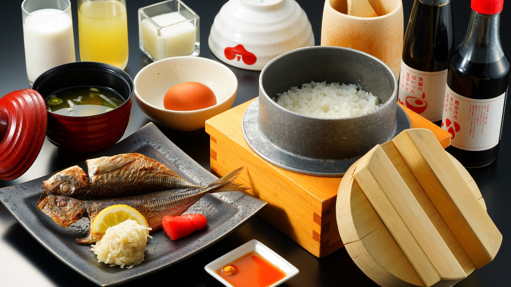 Breakfast｜Nostalgic Japanese breakfast including seasonal grilled fish and pickles