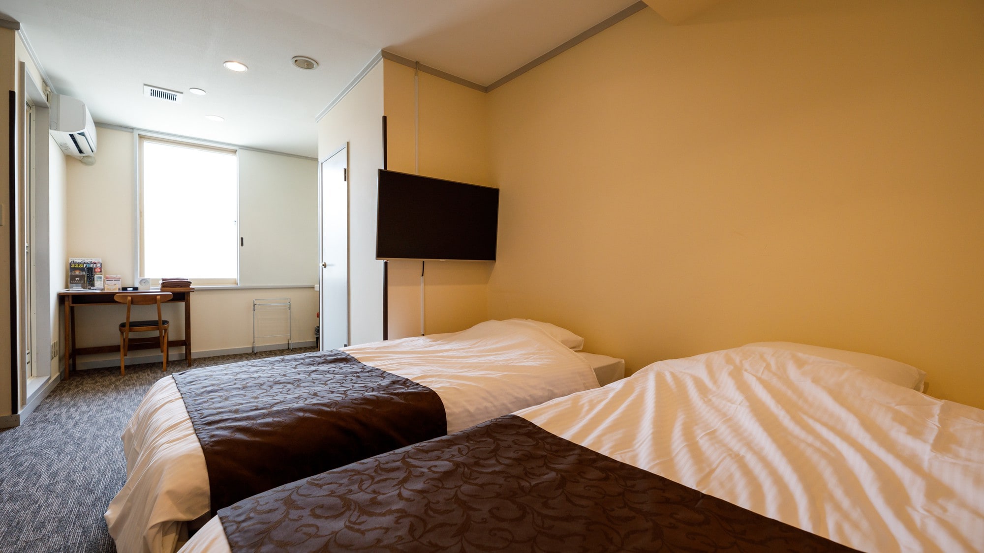 Example of a room (twin room)