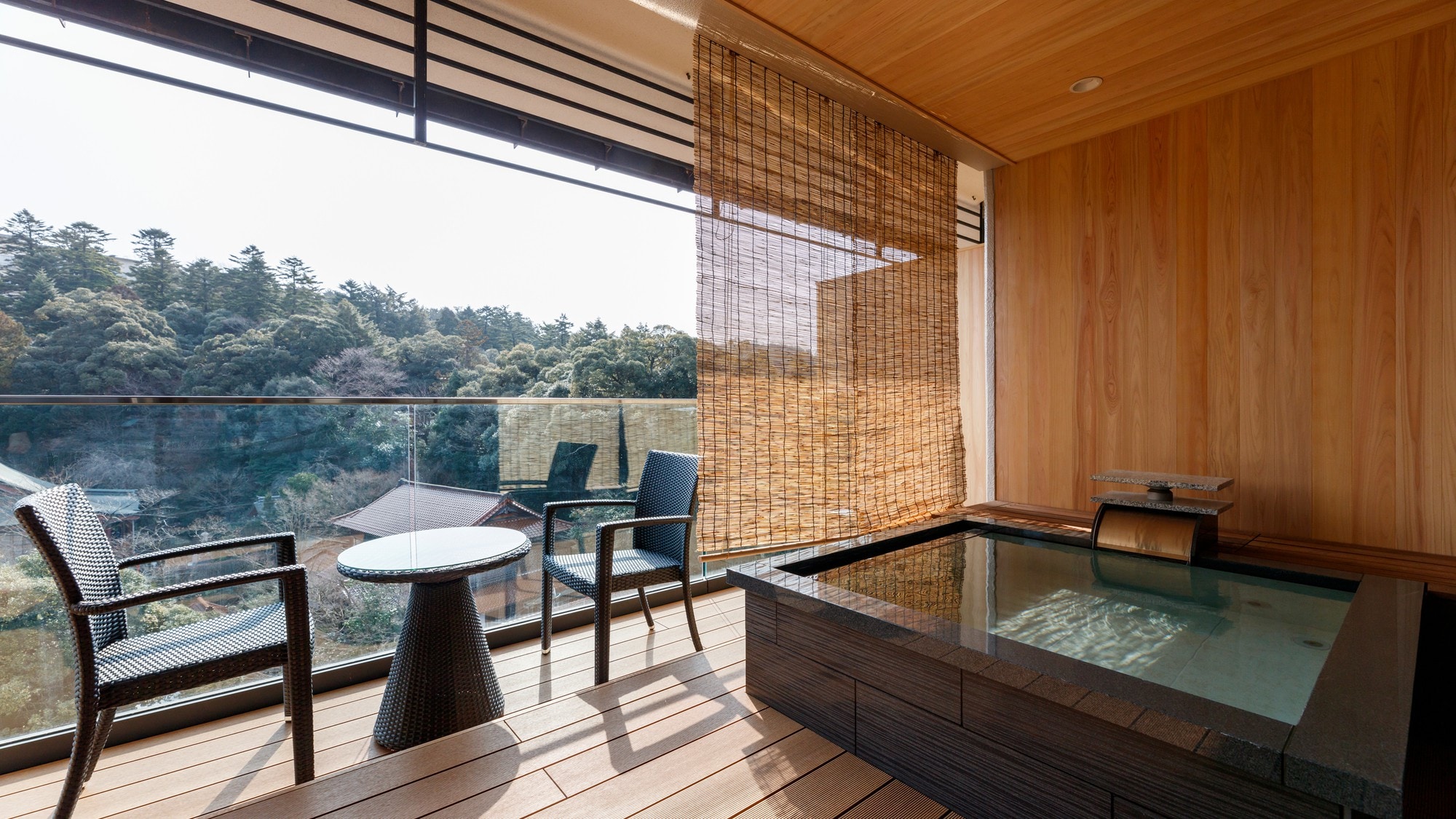 带露天浴池的日式小型套房