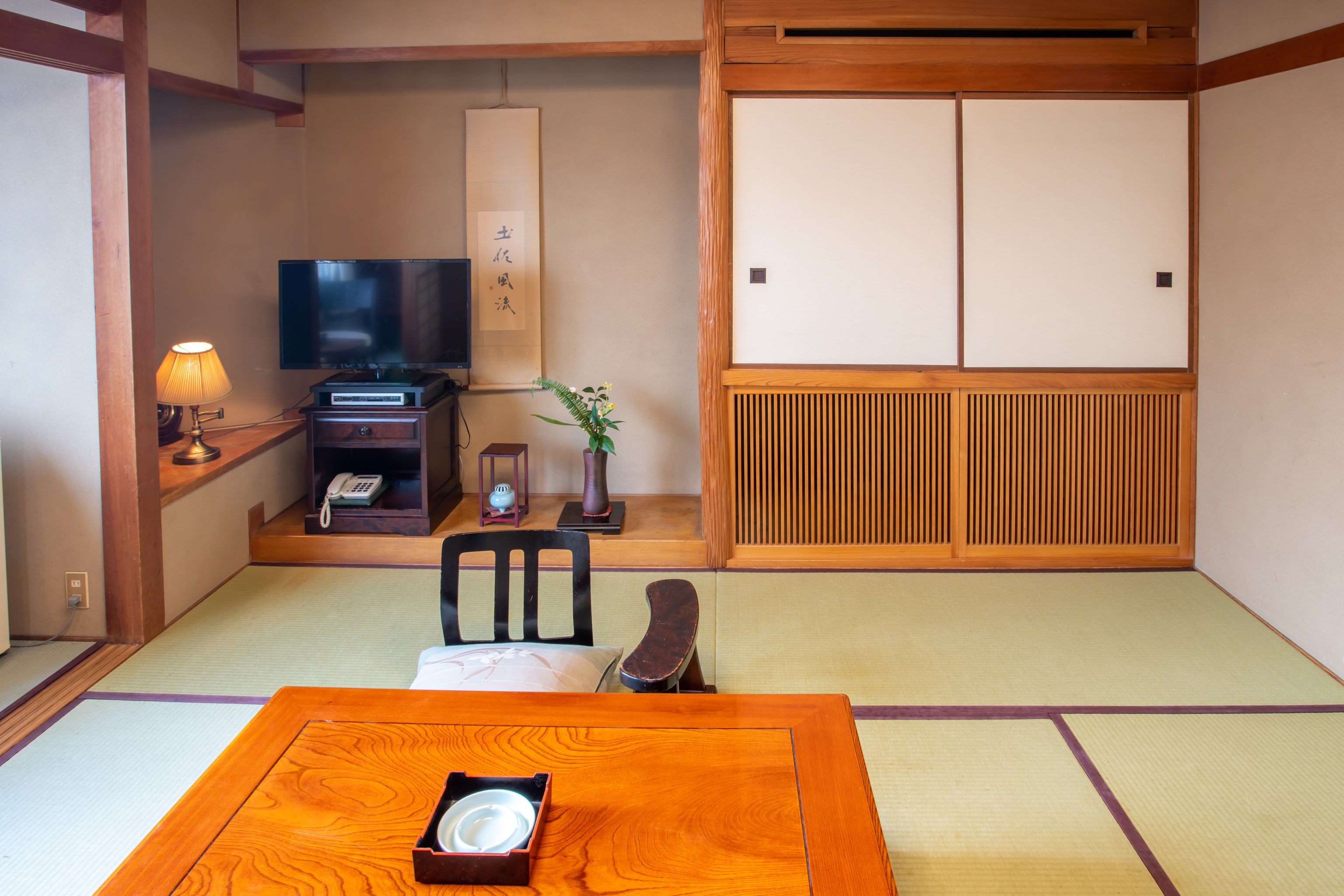 Japanese-style room for 1 to 3 people