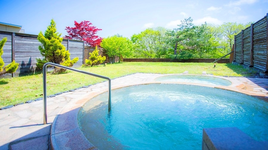 Open-air bath TOP