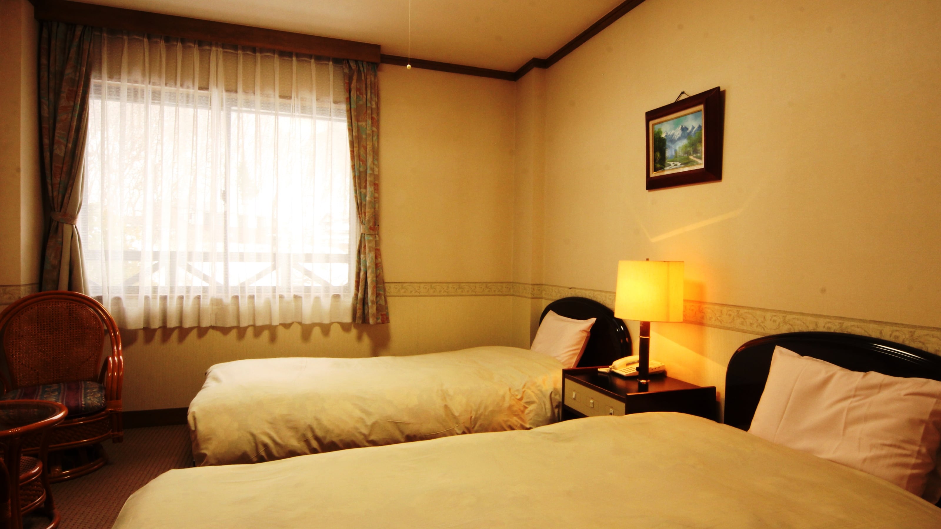 ★ Western-style twin room (with automatic opening and closing flushing toilet) (1-2 people) *Non-smoking