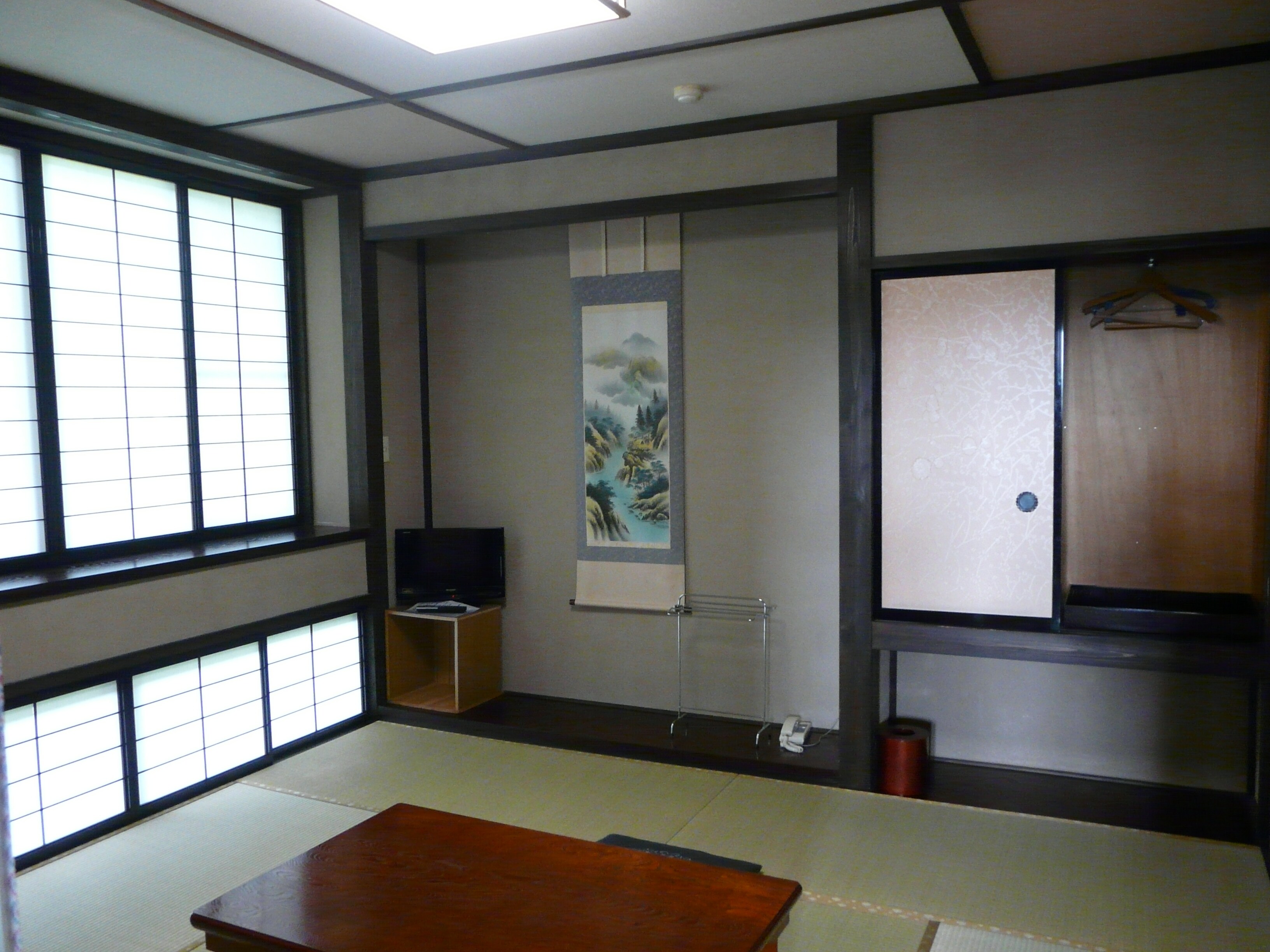 Japanese-style room