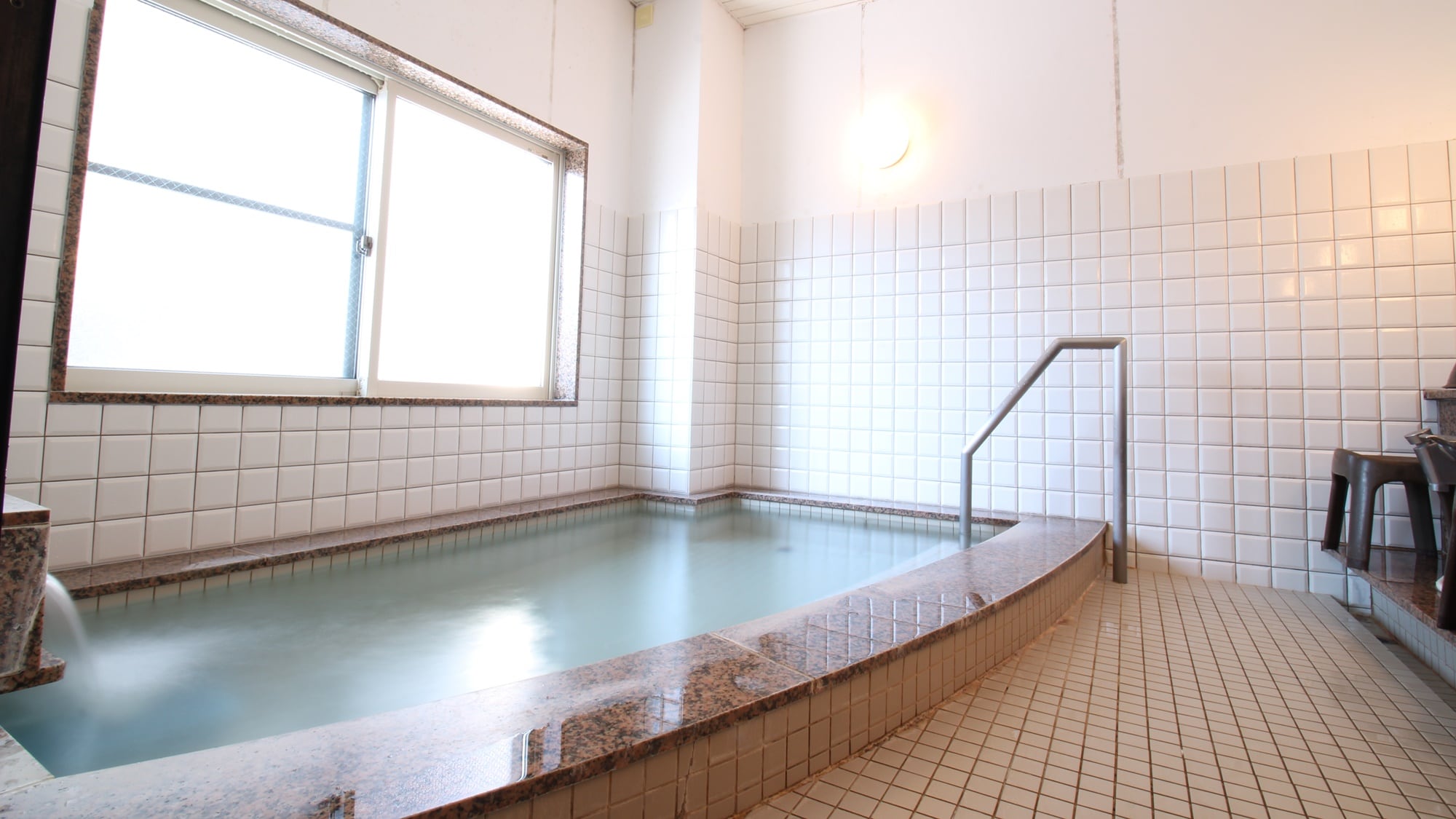 *[Bath] Relax and soak up to your shoulders in the bath to refresh yourself from the day's fatigue!