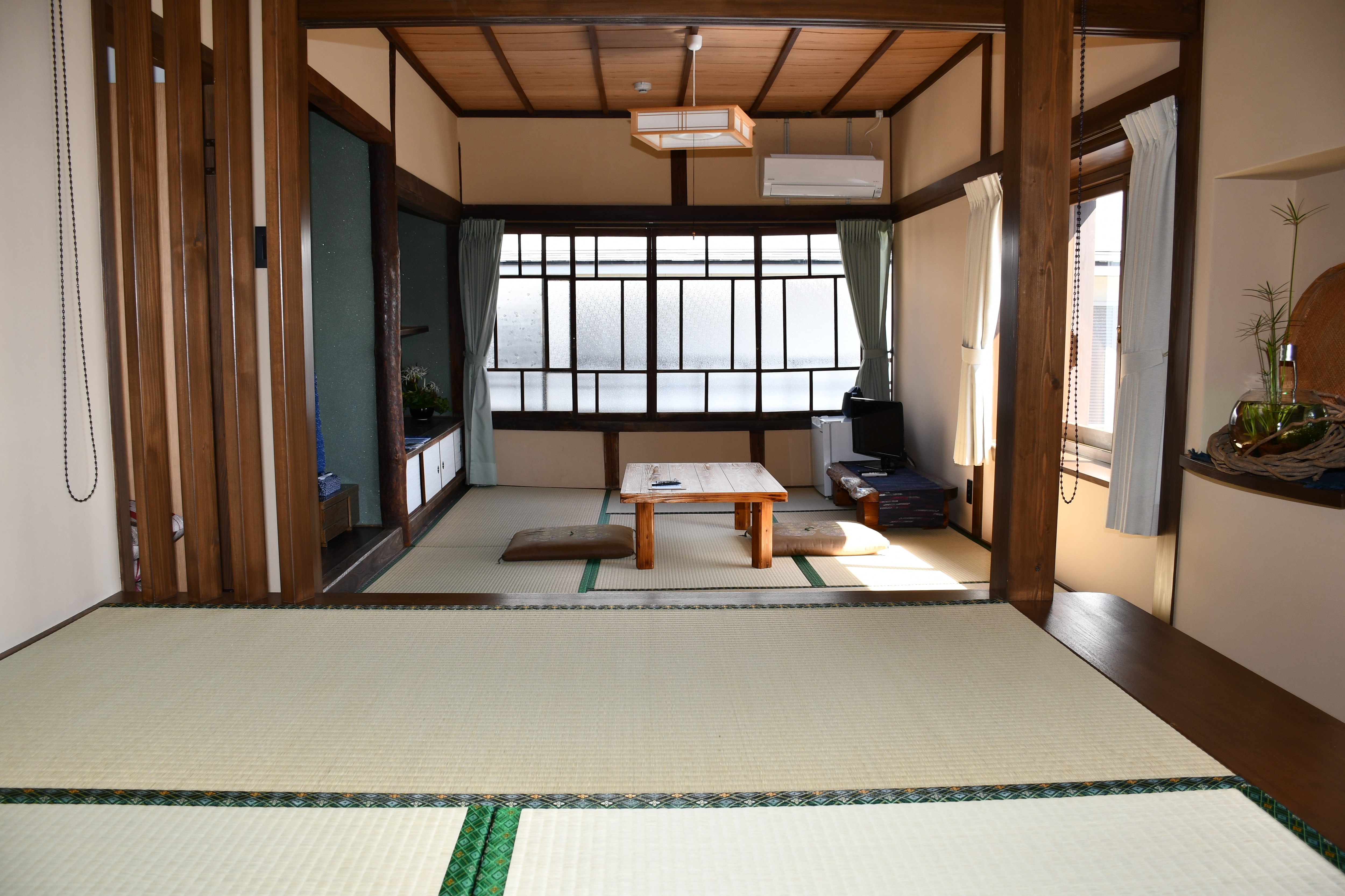 Room 7