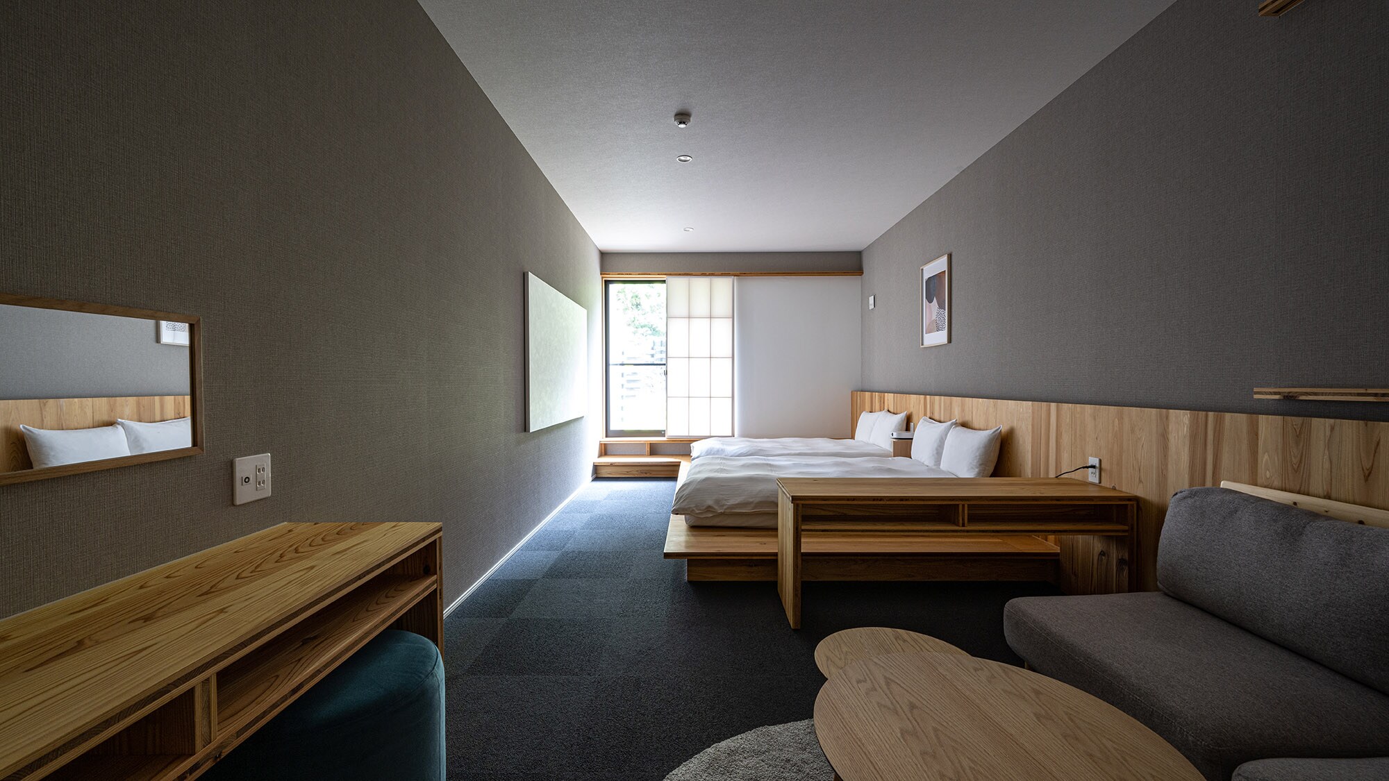 ・[Deluxe Twin Annex] A chic room with wood-style interior.