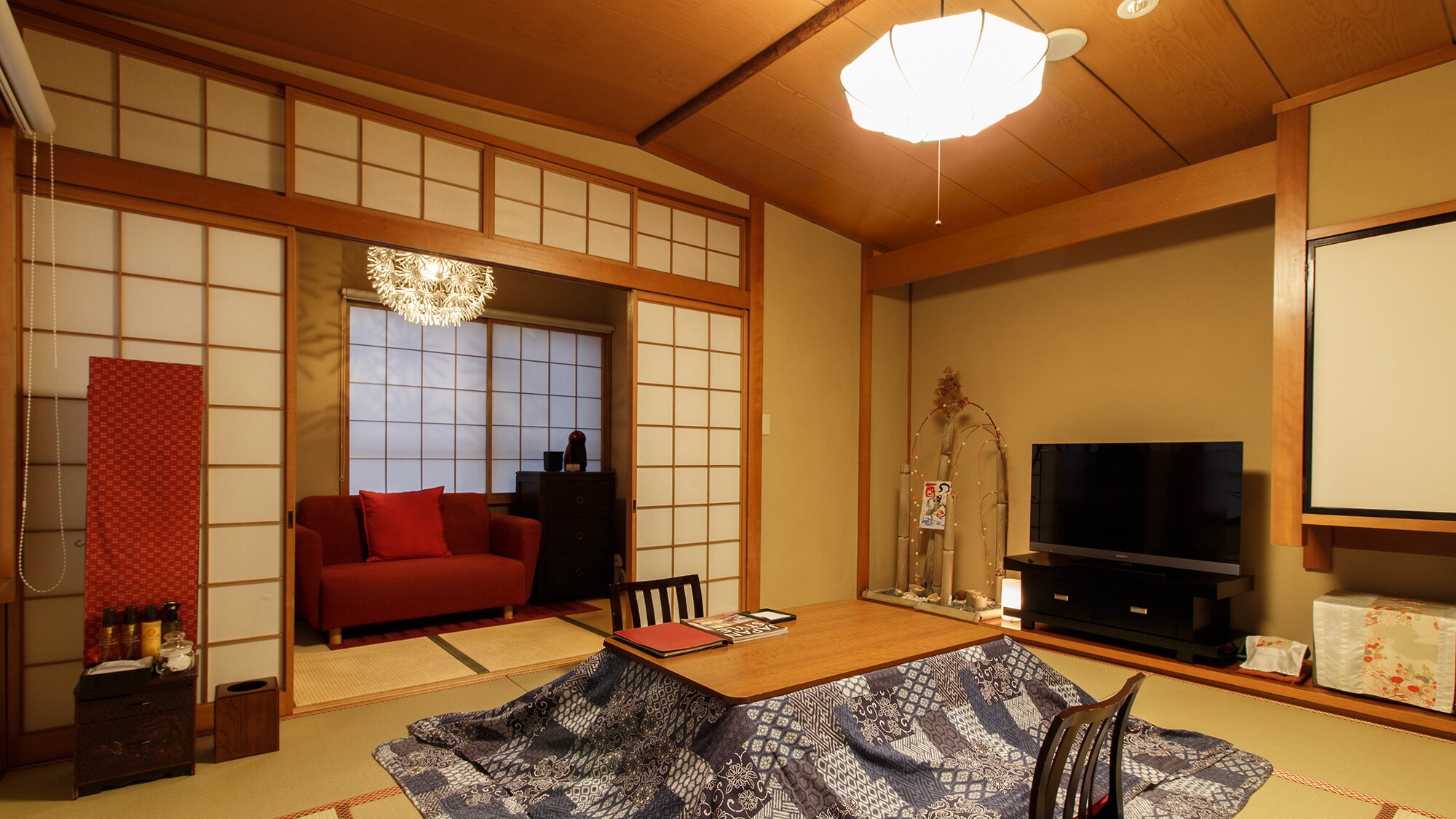 Kamar bergaya Jepang 8 tipe tatami