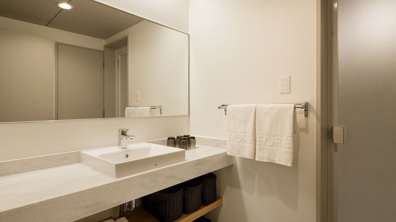 Forest Cottage [Washstand]